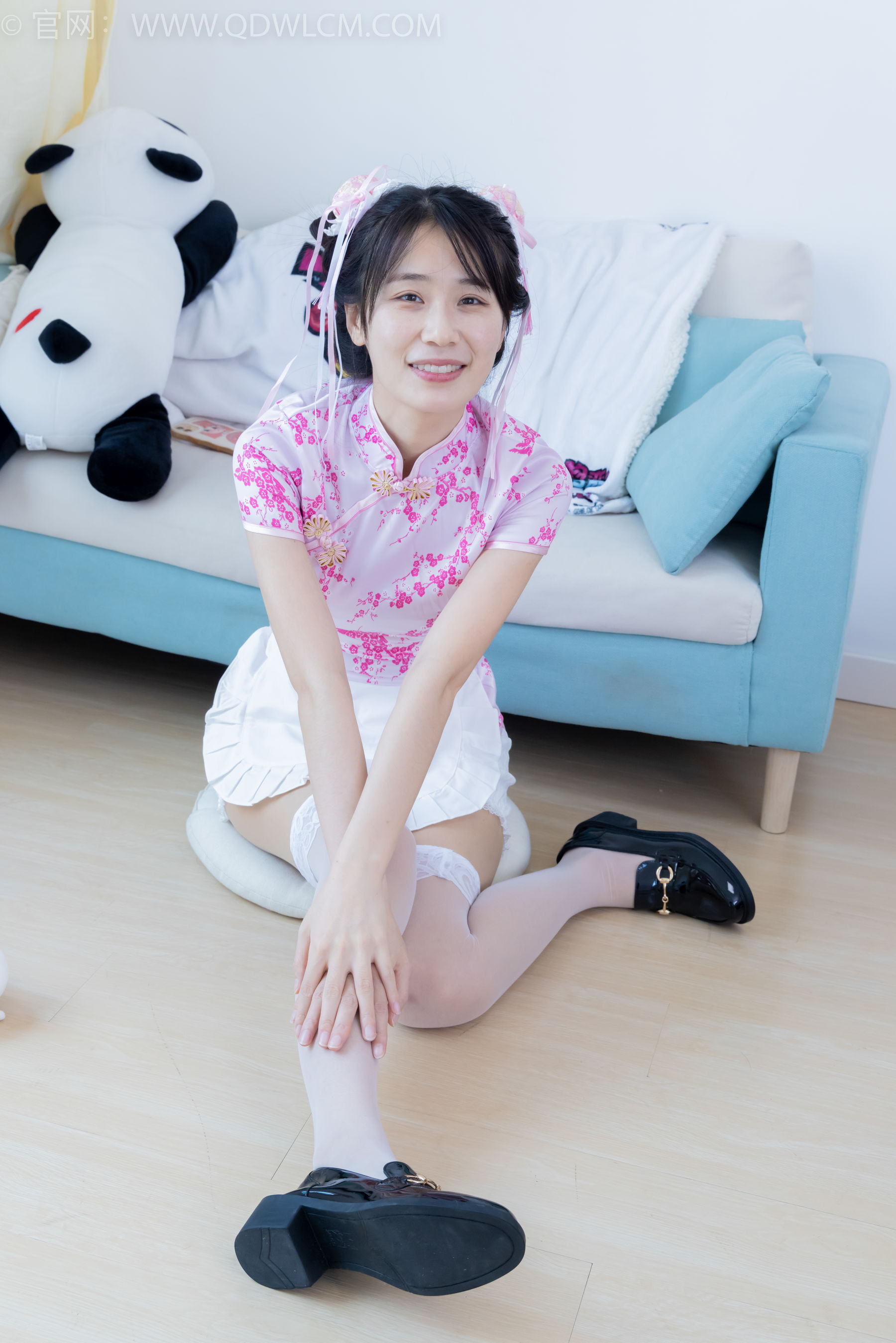 View - 物恋传媒 - Chiness Model  No.2130 菜菜 - 粉红泡泡 - 图库库