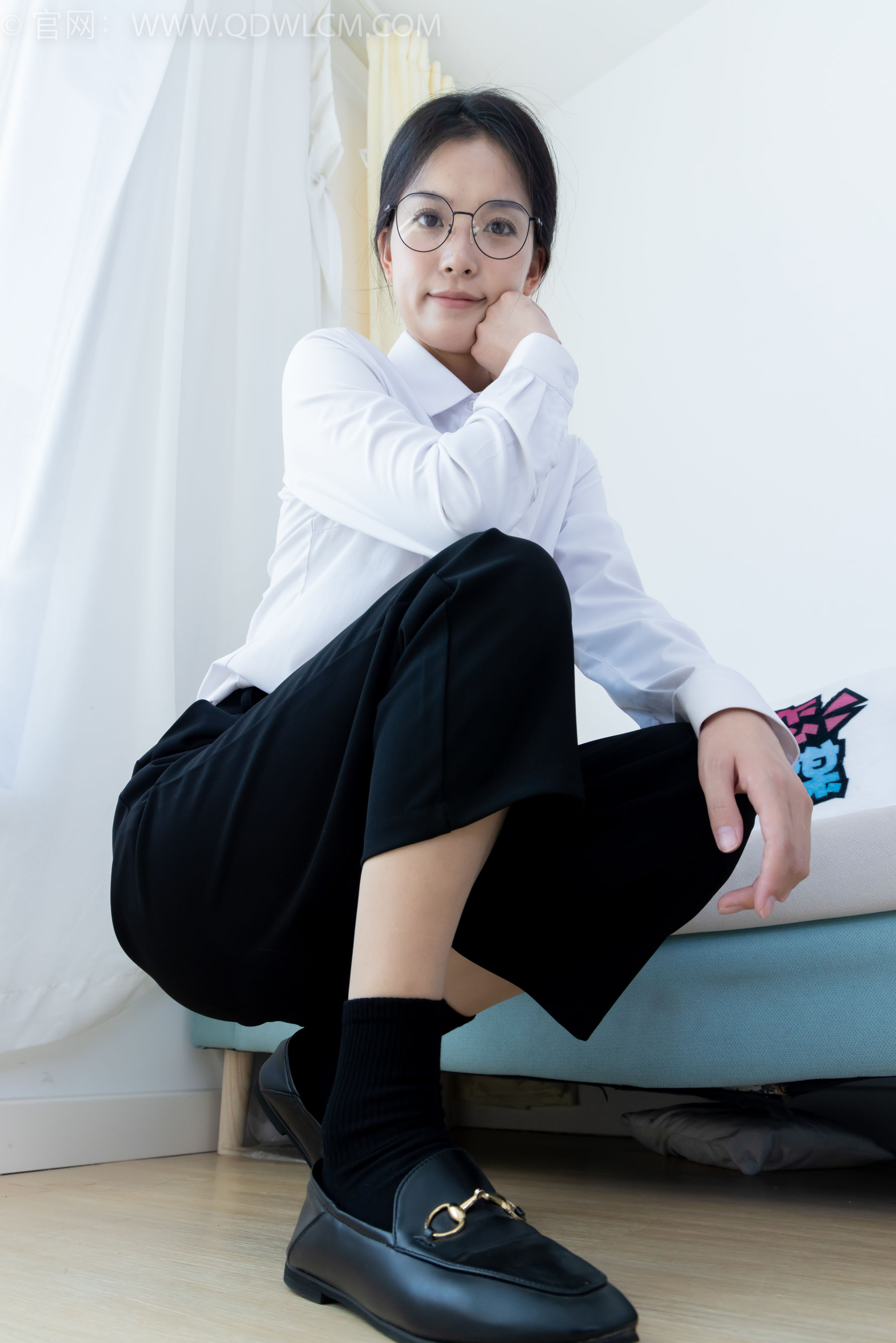 View - 物恋传媒 - Chiness Model  No.2126 茯苓 - 泛黄的相片 - 图库库