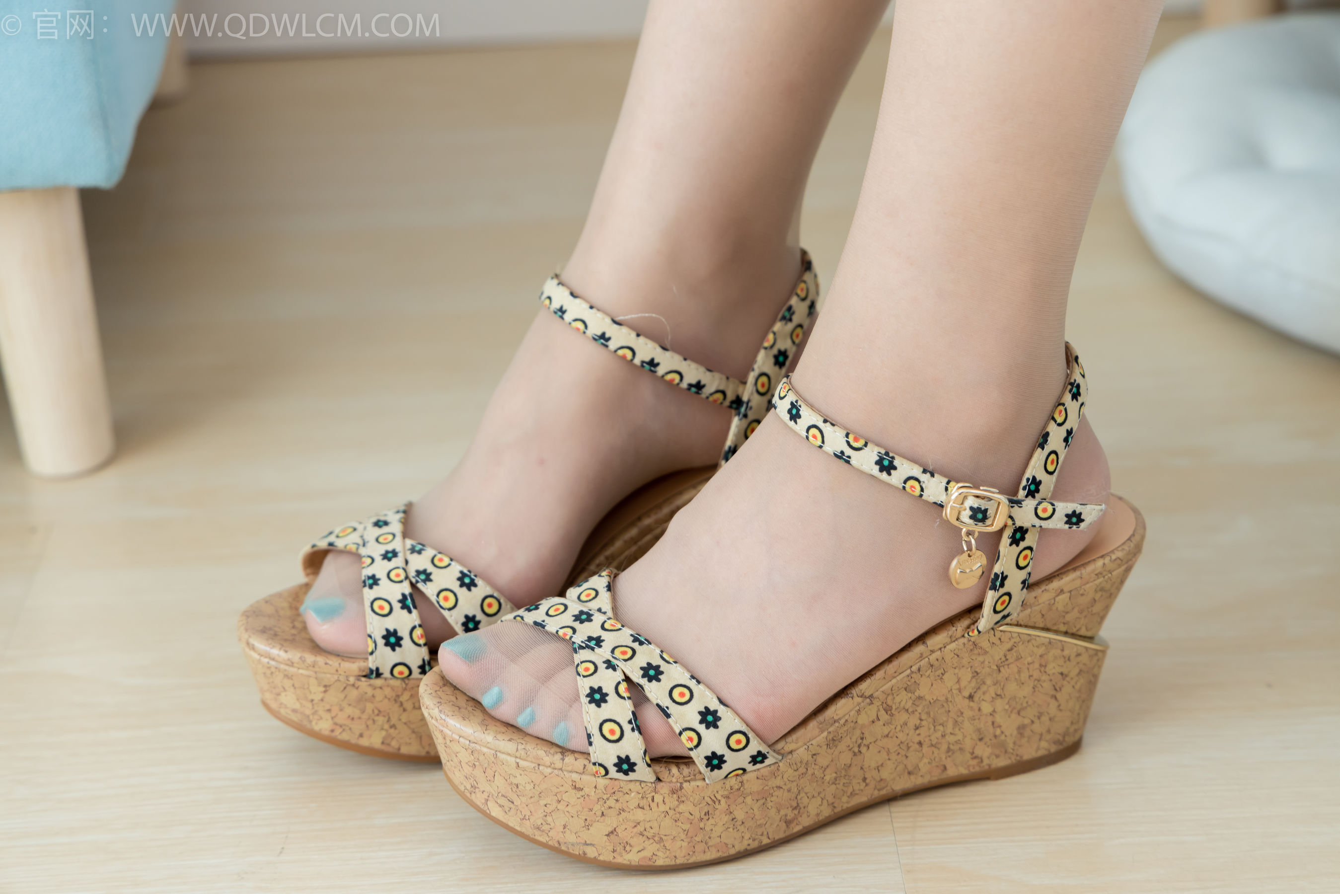 View - 物恋传媒 - Chiness Model  No.2127 舒舒 - 心底的眷恋 - 图库库