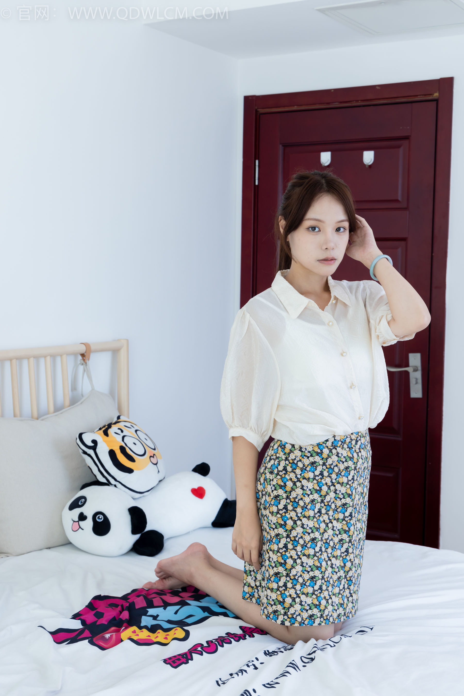 View - 物恋传媒 - Chiness Model  No.2127 舒舒 - 心底的眷恋 - 图库库