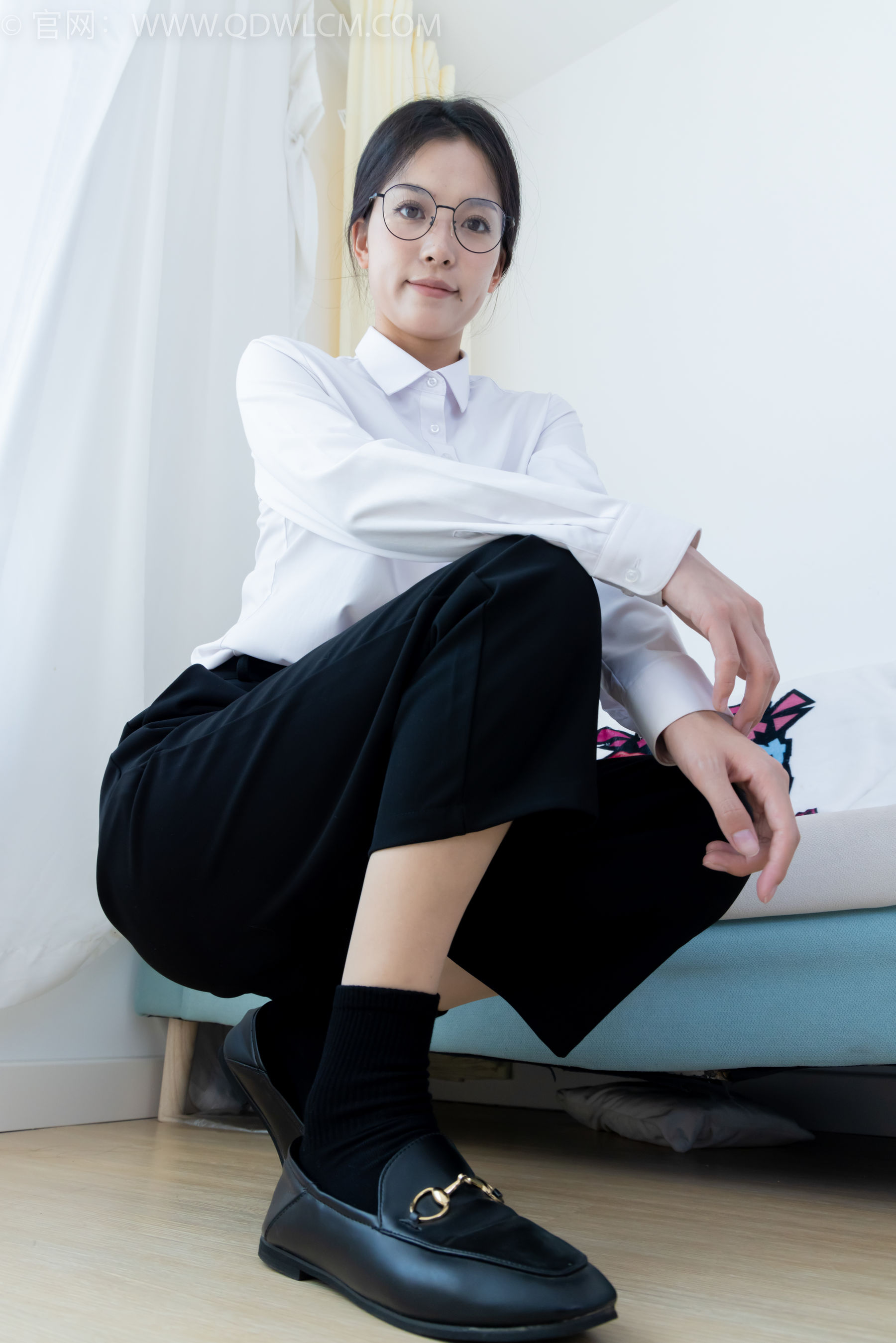 View - 物恋传媒 - Chiness Model  No.2126 茯苓 - 泛黄的相片 - 图库库