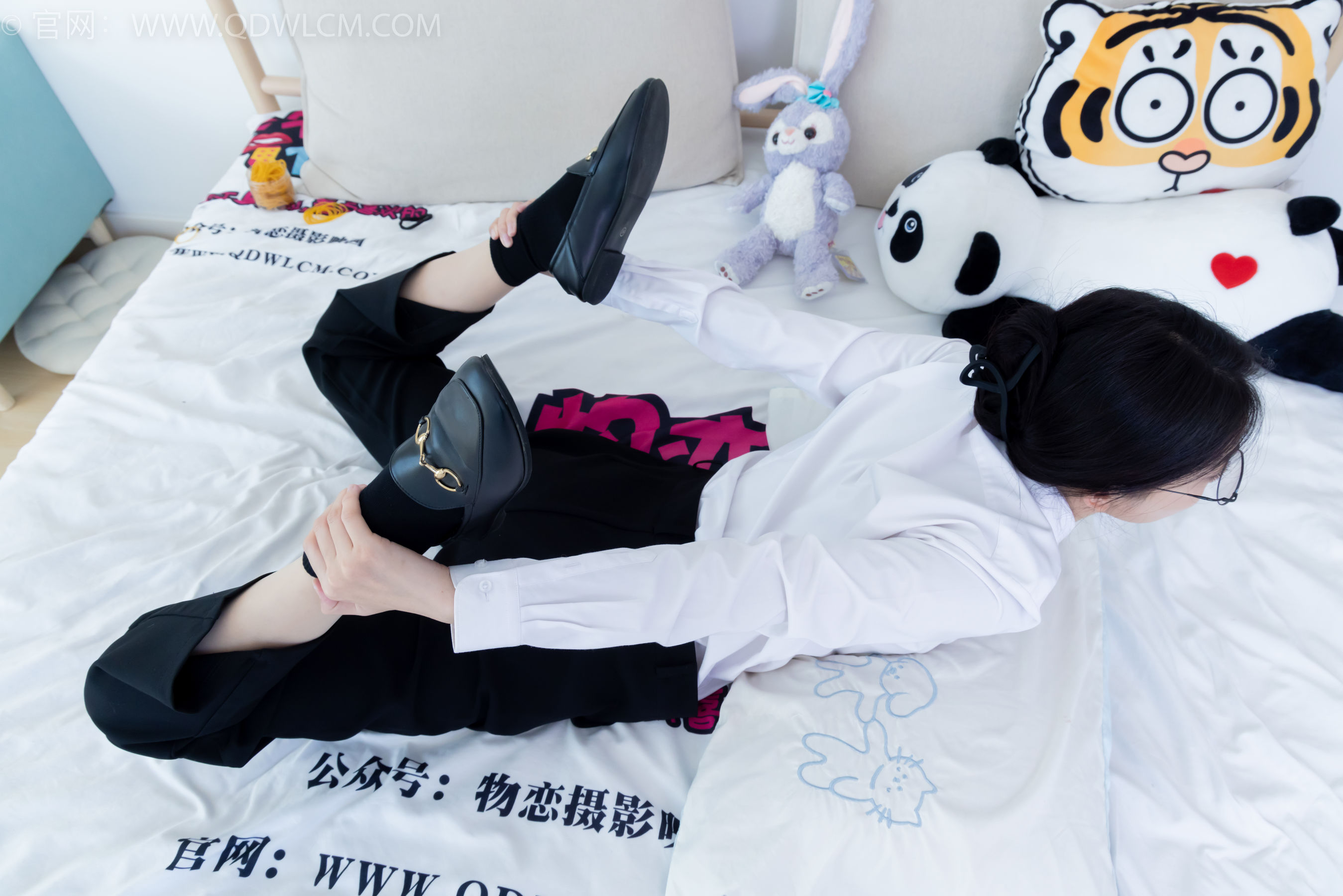 View - 物恋传媒 - Chiness Model  No.2126 茯苓 - 泛黄的相片 - 图库库