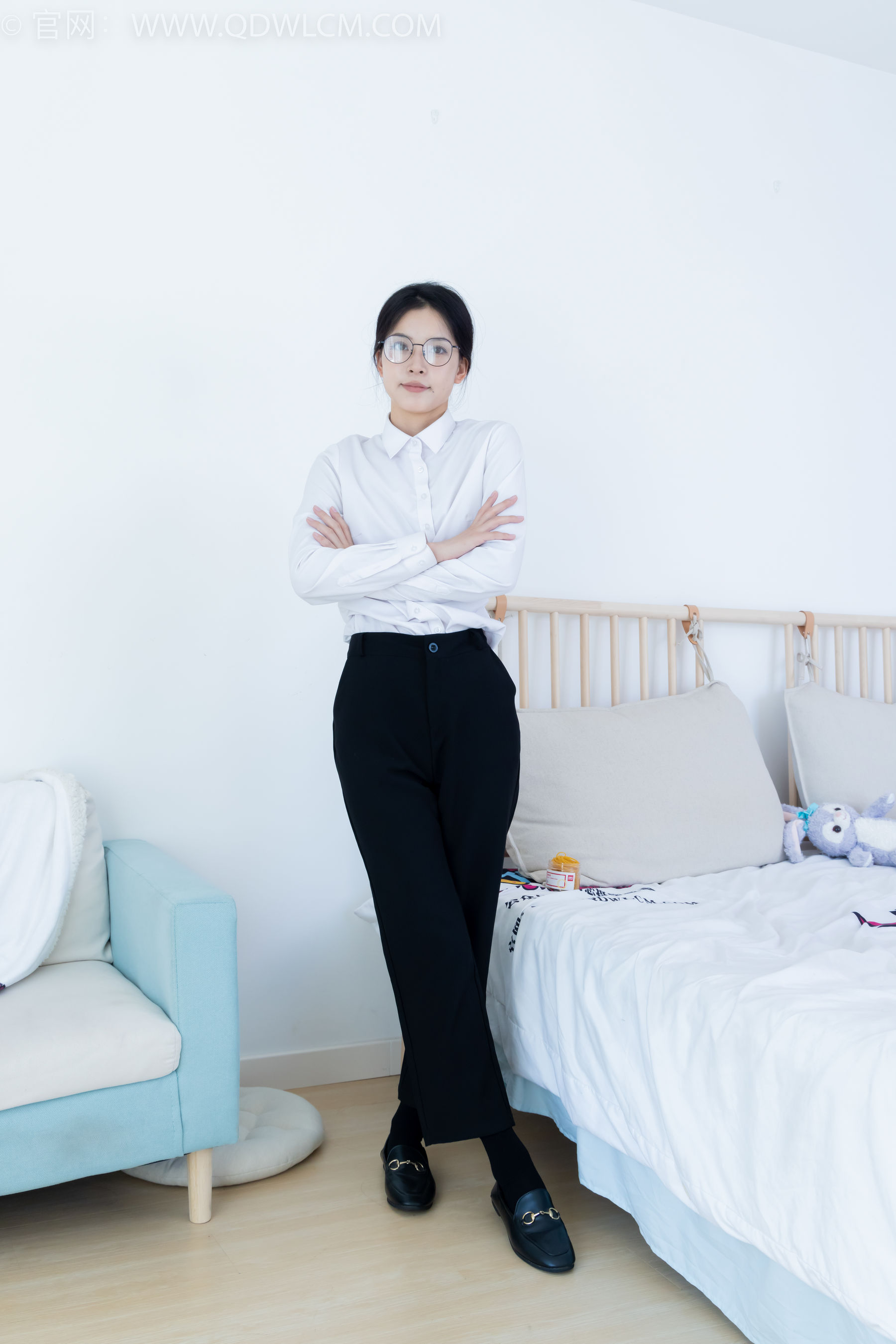 View - 物恋传媒 - Chiness Model  No.2126 茯苓 - 泛黄的相片 - 图库库