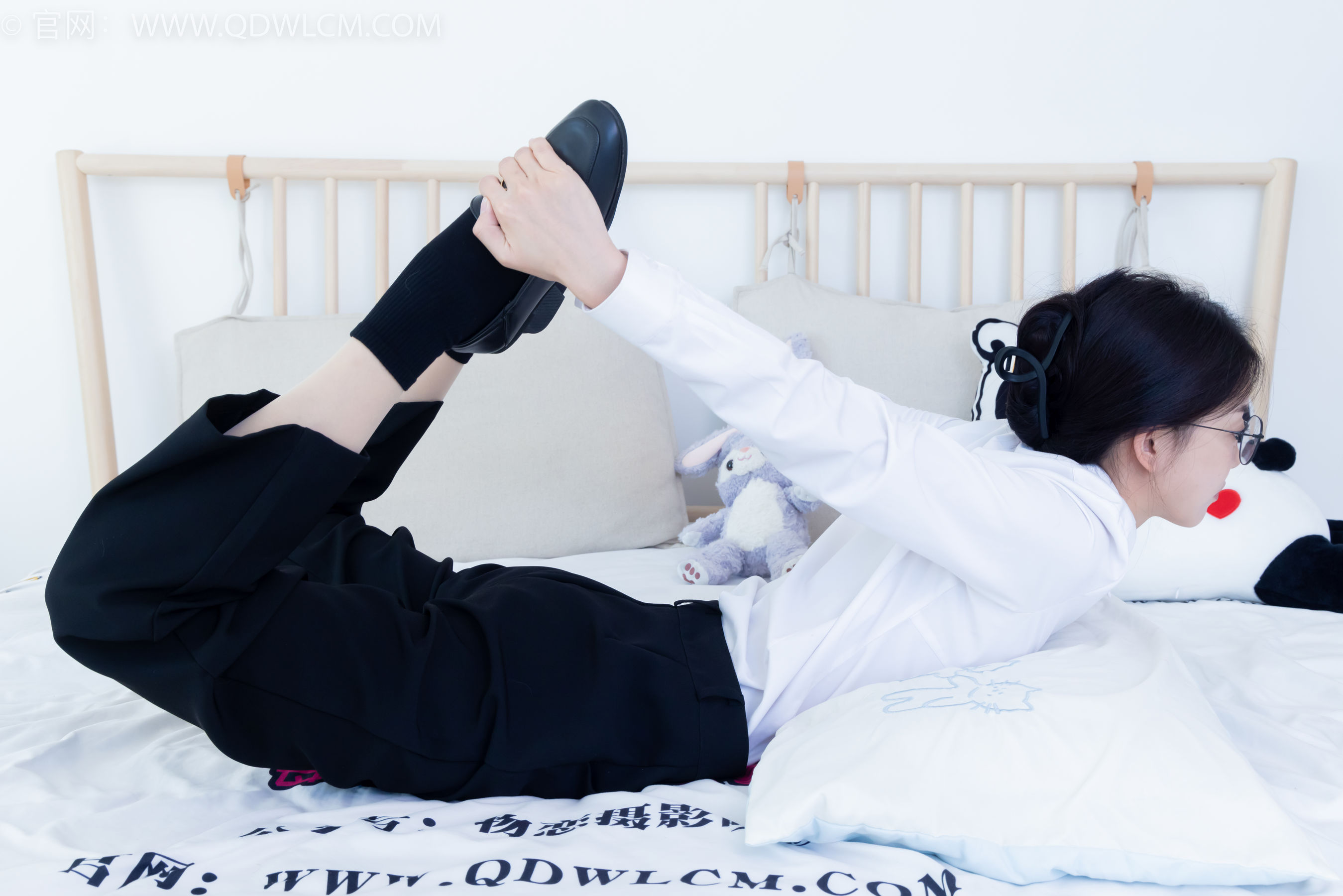 View - 物恋传媒 - Chiness Model  No.2126 茯苓 - 泛黄的相片 - 图库库