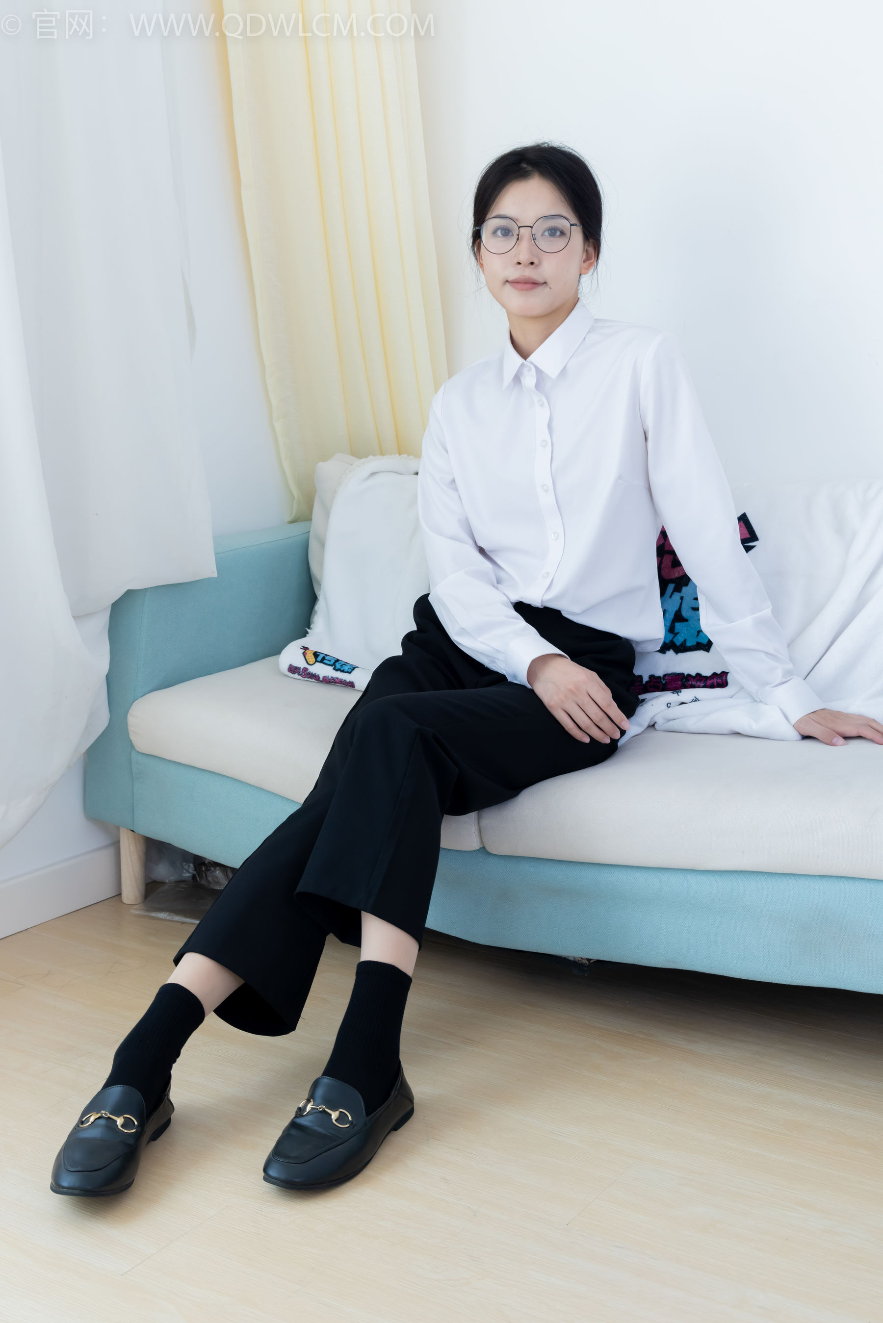 View - 物恋传媒 - Chiness Model  No.2126 茯苓 - 泛黄的相片 - 图库库