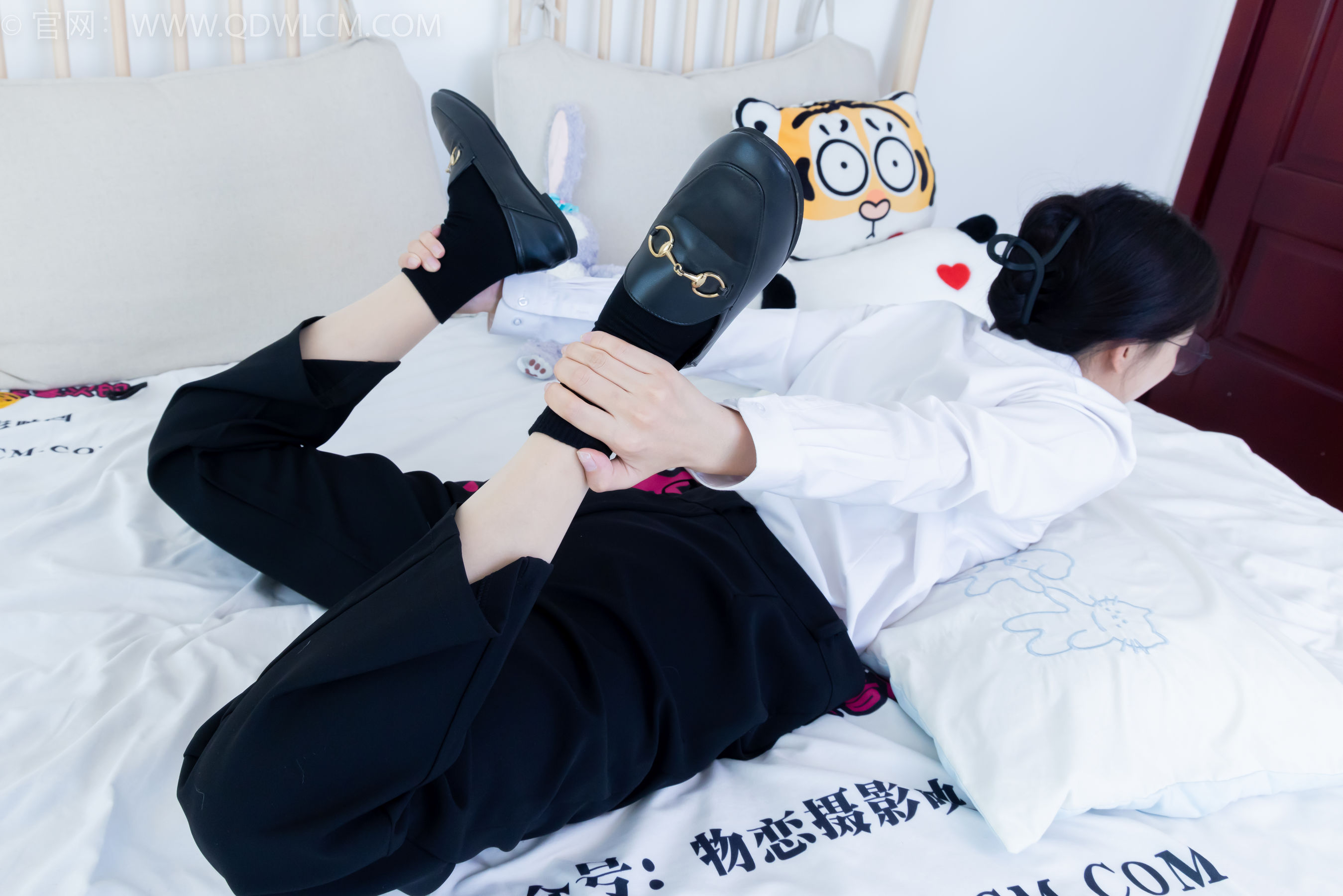 View - 物恋传媒 - Chiness Model  No.2126 茯苓 - 泛黄的相片 - 图库库