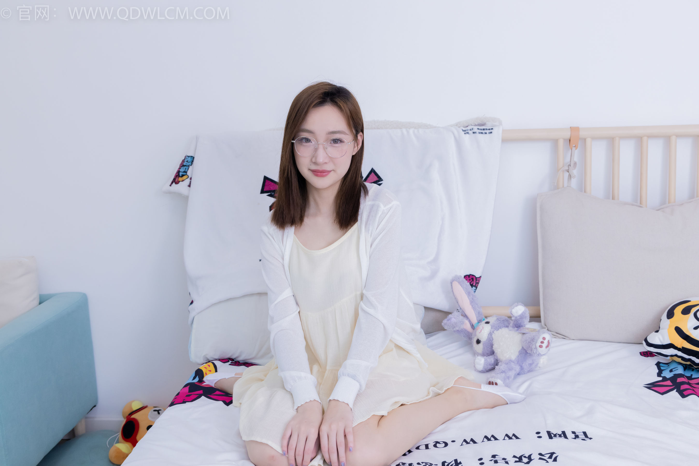 View - 物恋传媒 - Chiness Model  No.2129 恬恬 - 相思愈浓 - 图库库