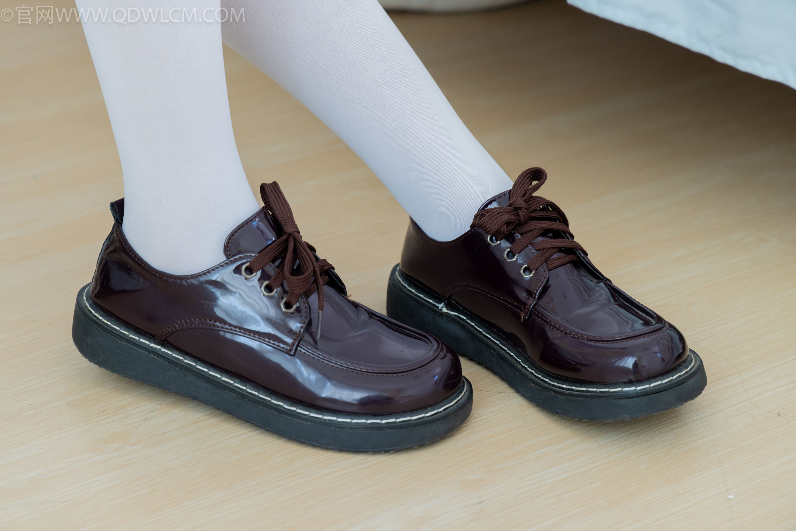 View - 物恋传媒 - Chiness Model  No.2149 小芙 -午后的静谧 - 图库库