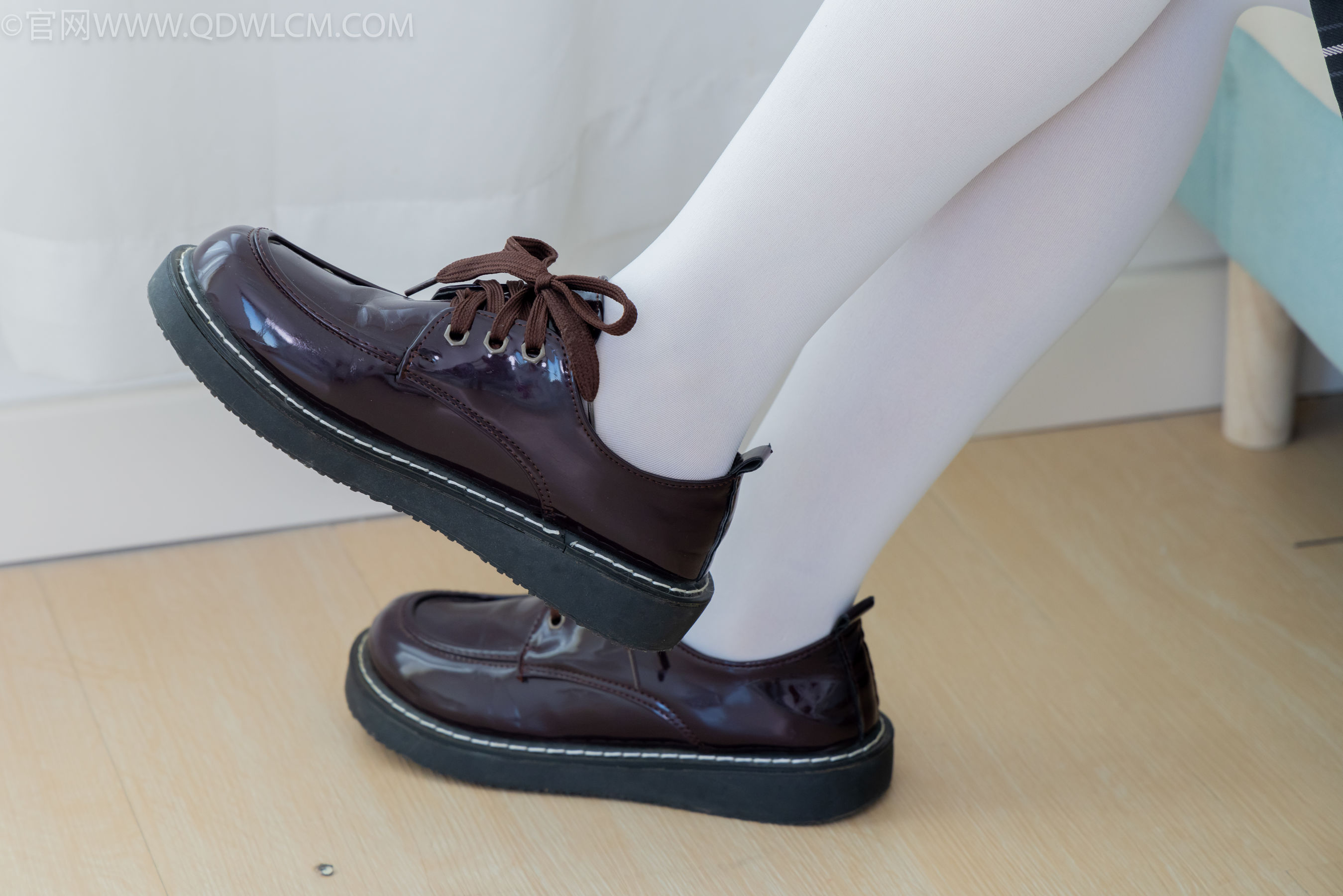 View - 物恋传媒 - Chiness Model  No.2149 小芙 -午后的静谧 - 图库库