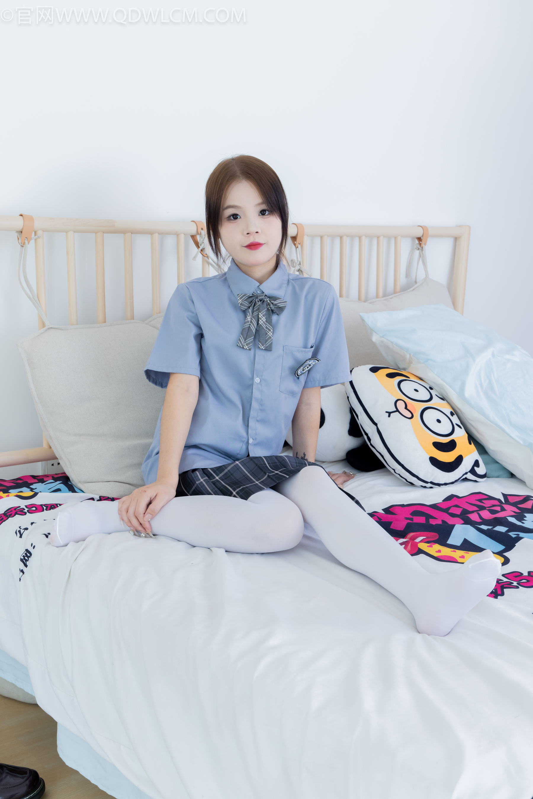 View - 物恋传媒 - Chiness Model  No.2149 小芙 -午后的静谧 - 图库库