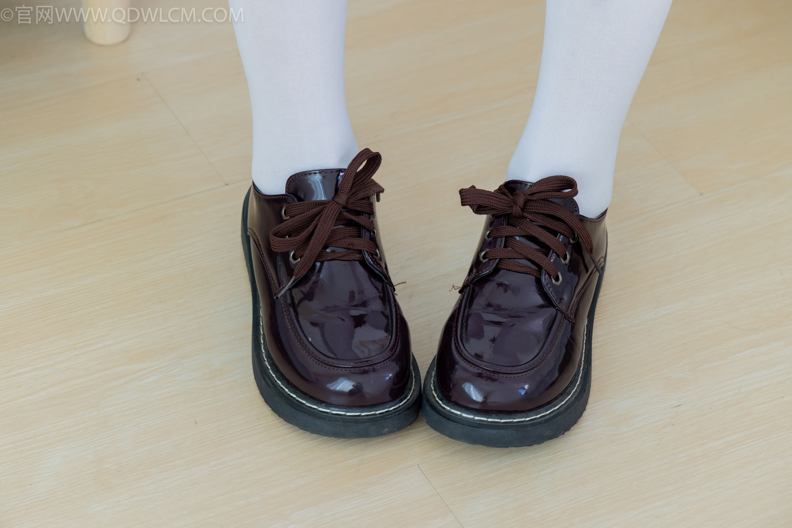 View - 物恋传媒 - Chiness Model  No.2149 小芙 -午后的静谧 - 图库库