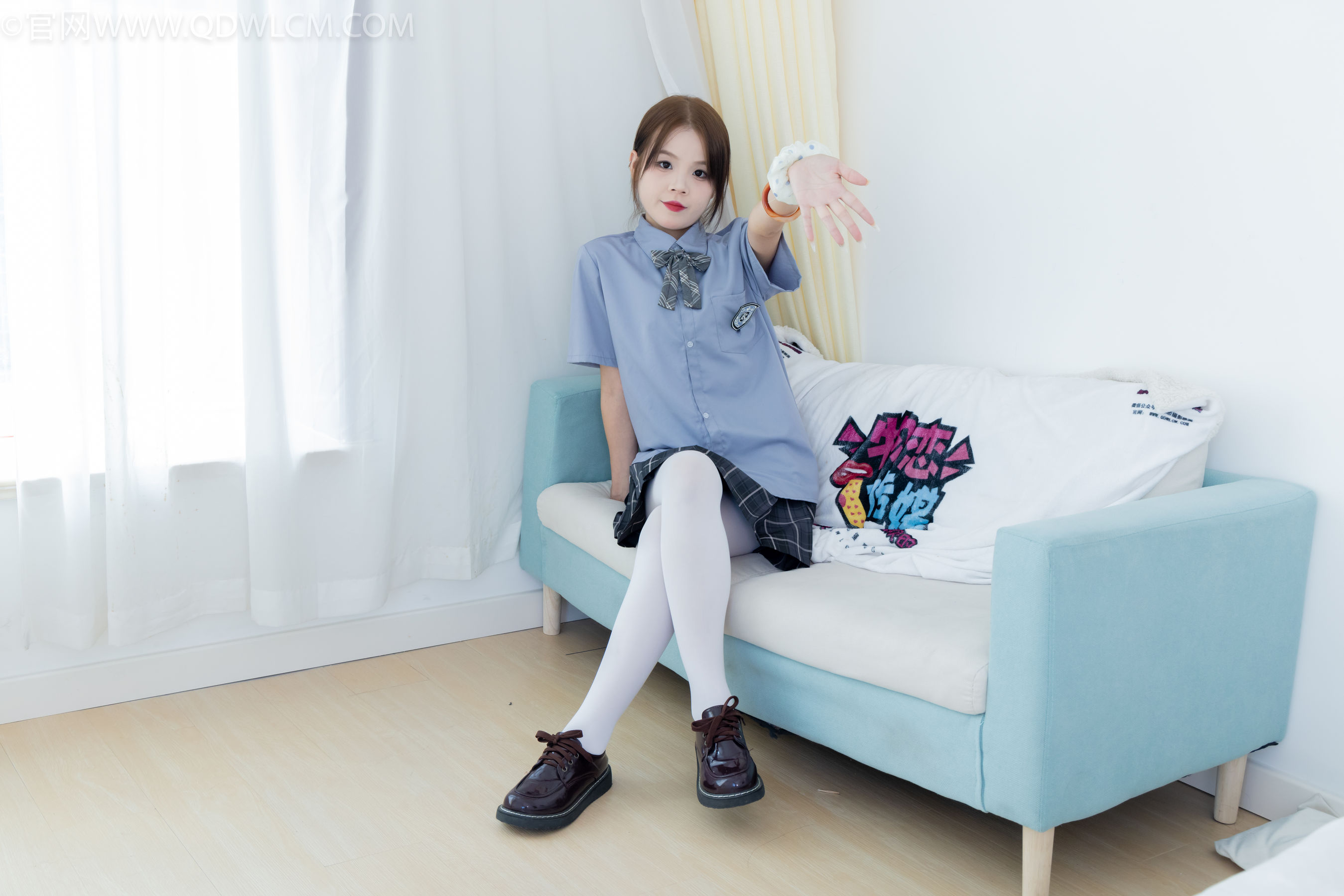 View - 物恋传媒 - Chiness Model  No.2149 小芙 -午后的静谧 - 图库库