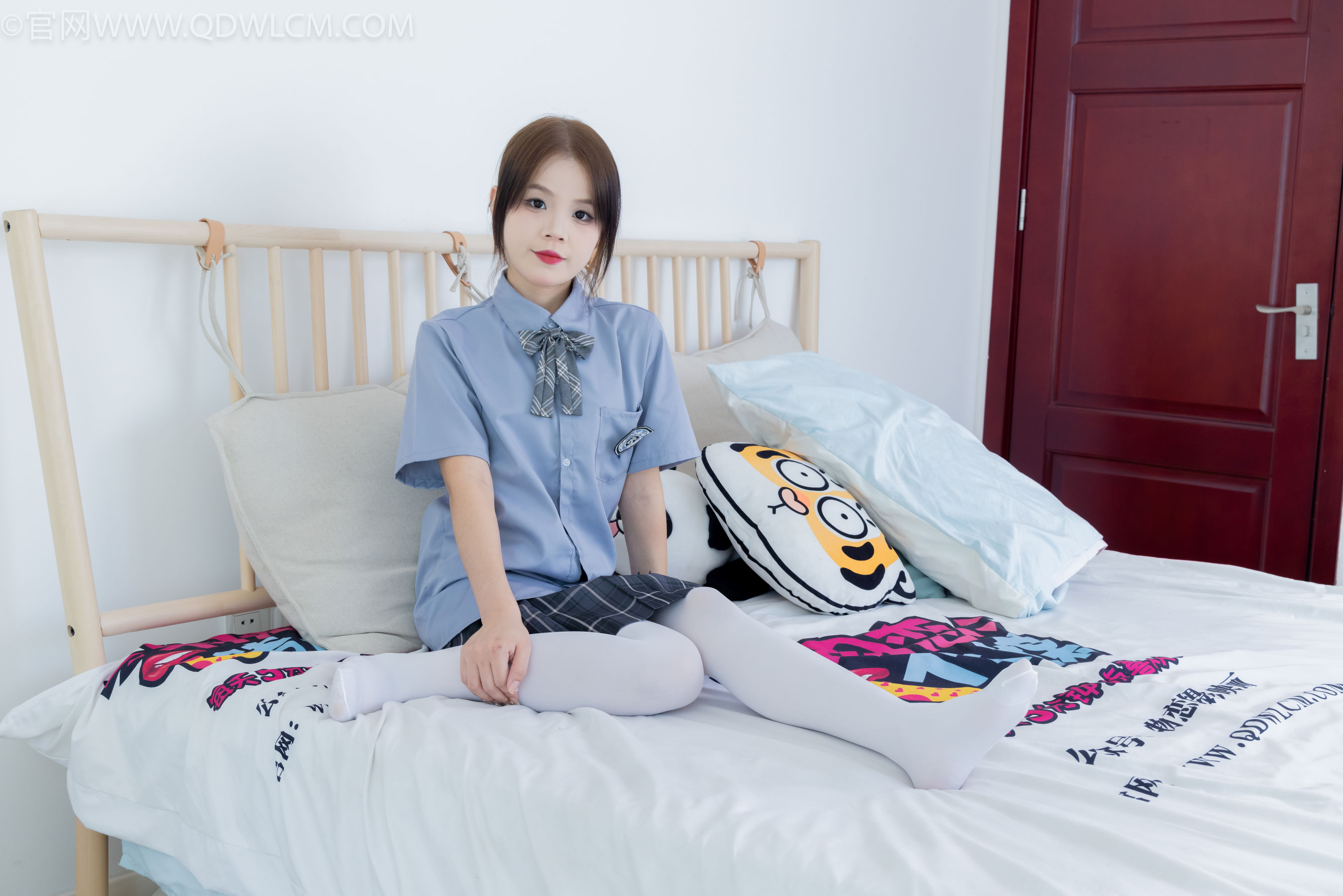 View - 物恋传媒 - Chiness Model  No.2149 小芙 -午后的静谧 - 图库库