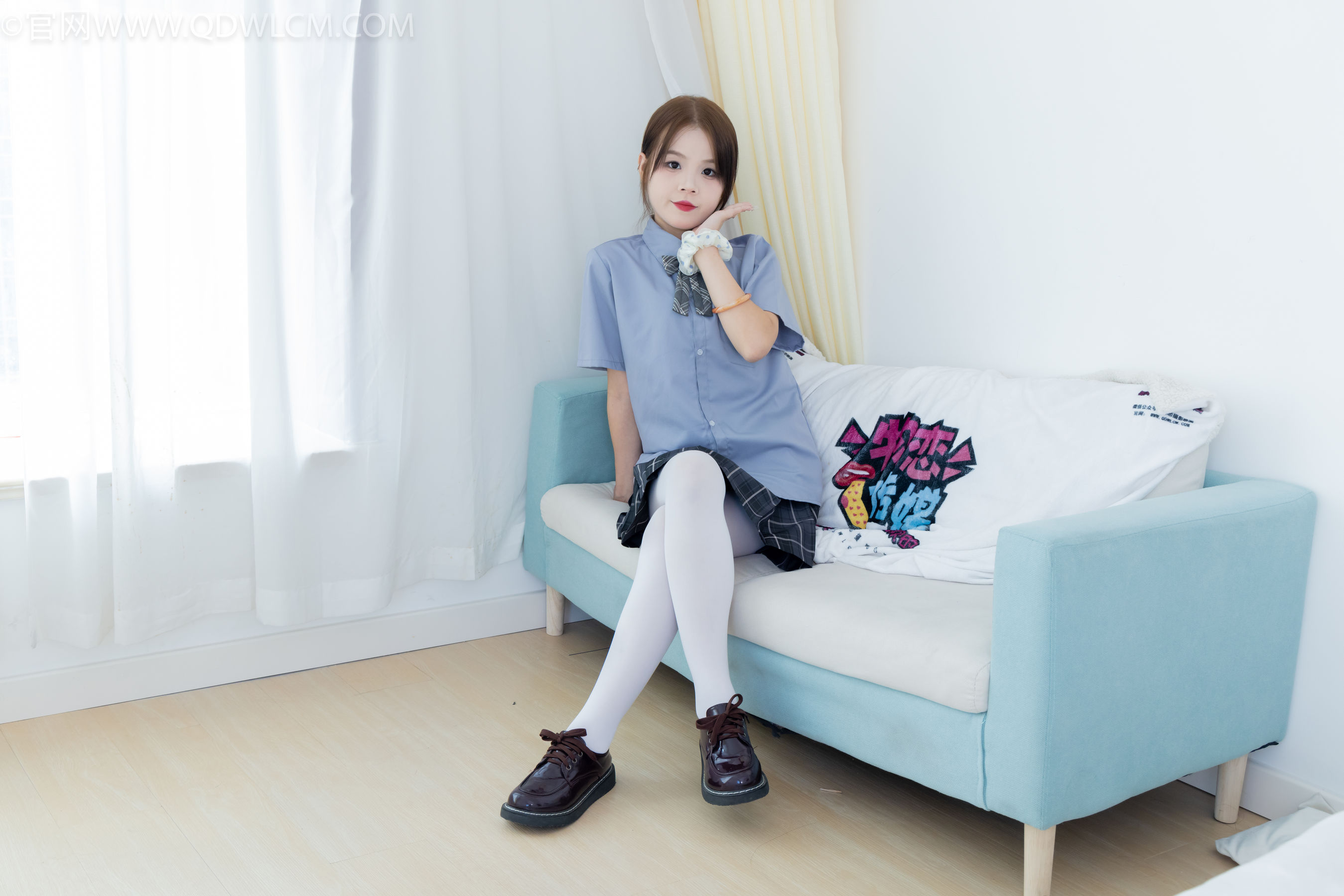 View - 物恋传媒 - Chiness Model  No.2149 小芙 -午后的静谧 - 图库库