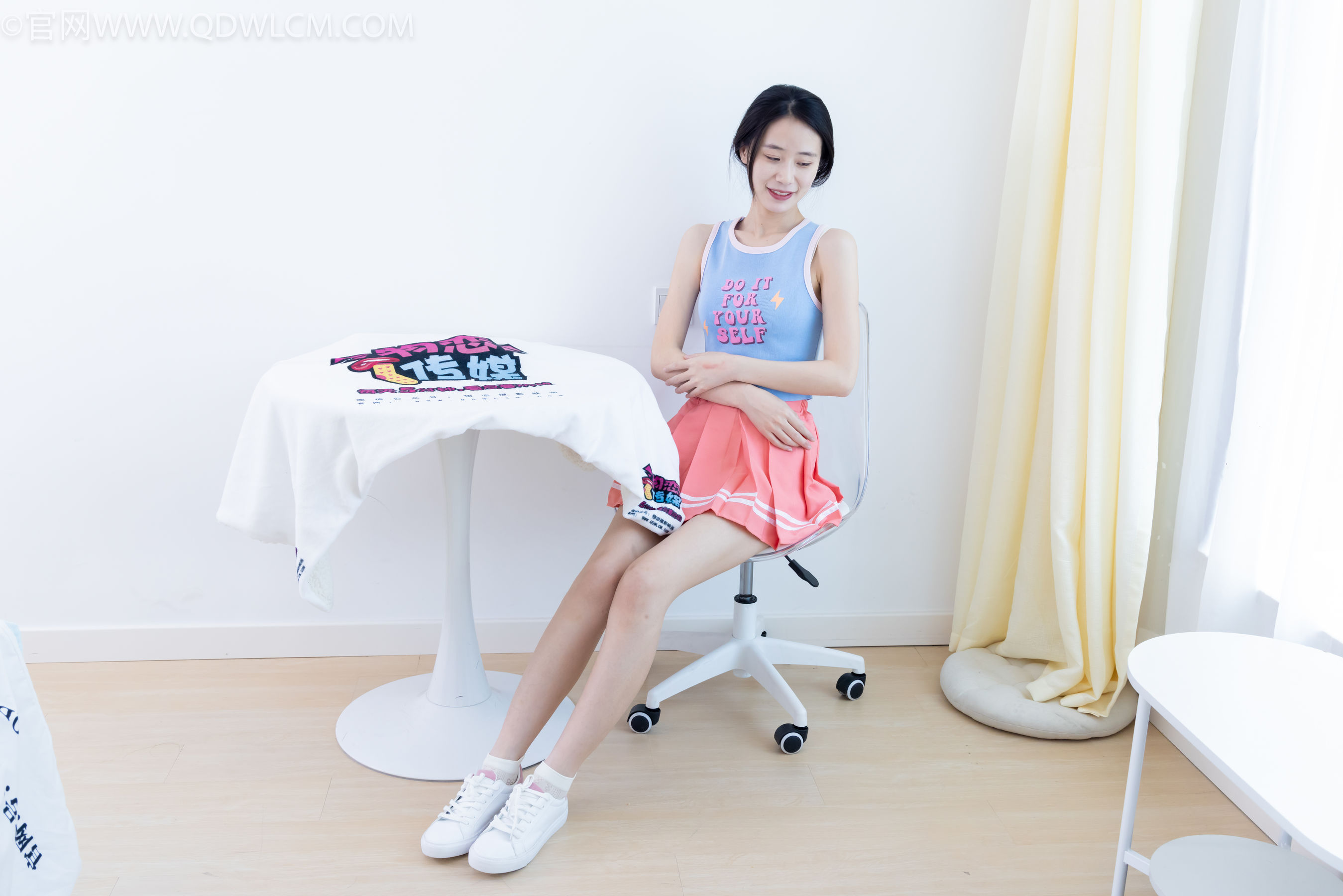 View - 物恋传媒 - Chiness Model  No.2150 菜菜 -丹丹的思念 - 图库库