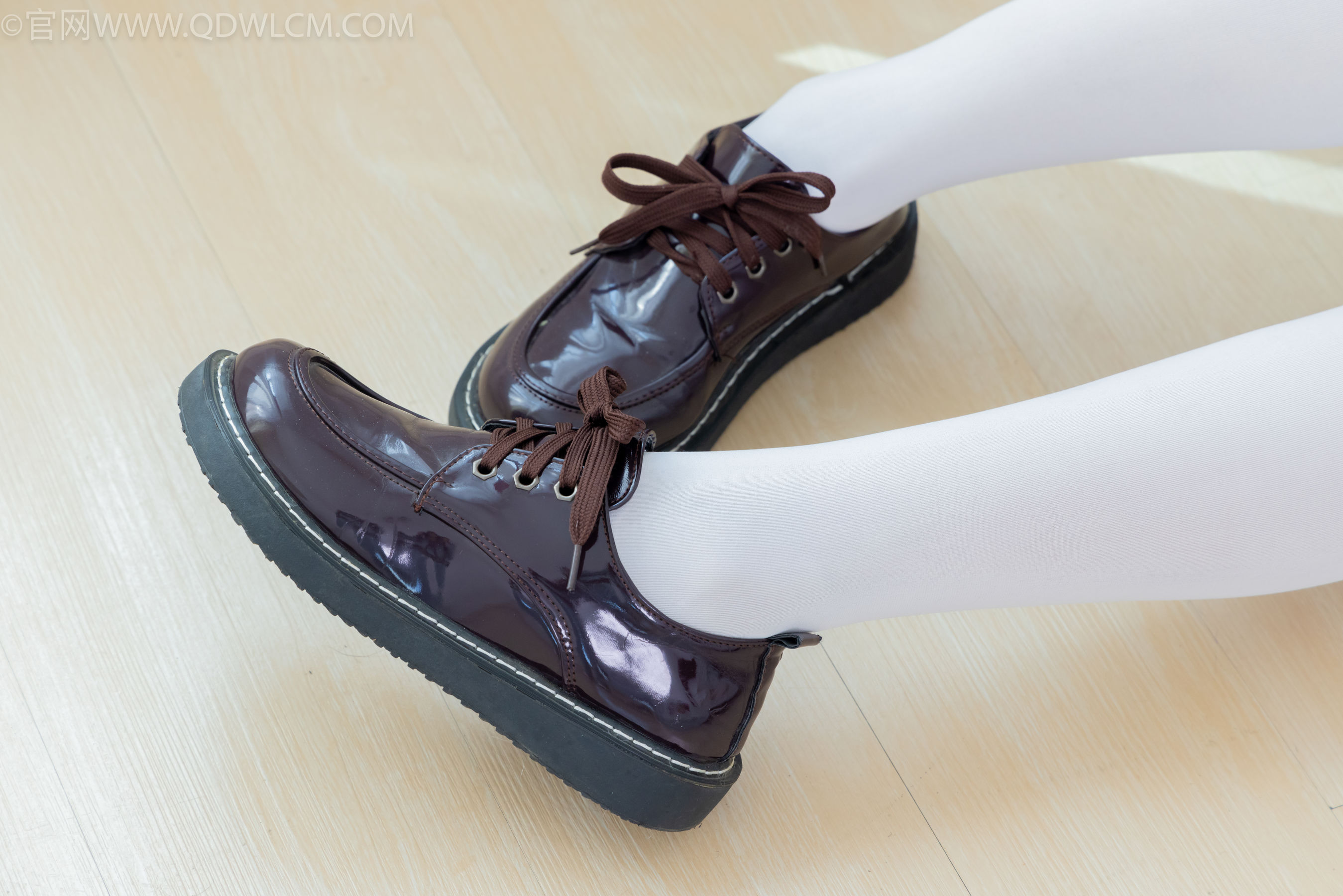 View - 物恋传媒 - Chiness Model  No.2149 小芙 -午后的静谧 - 图库库