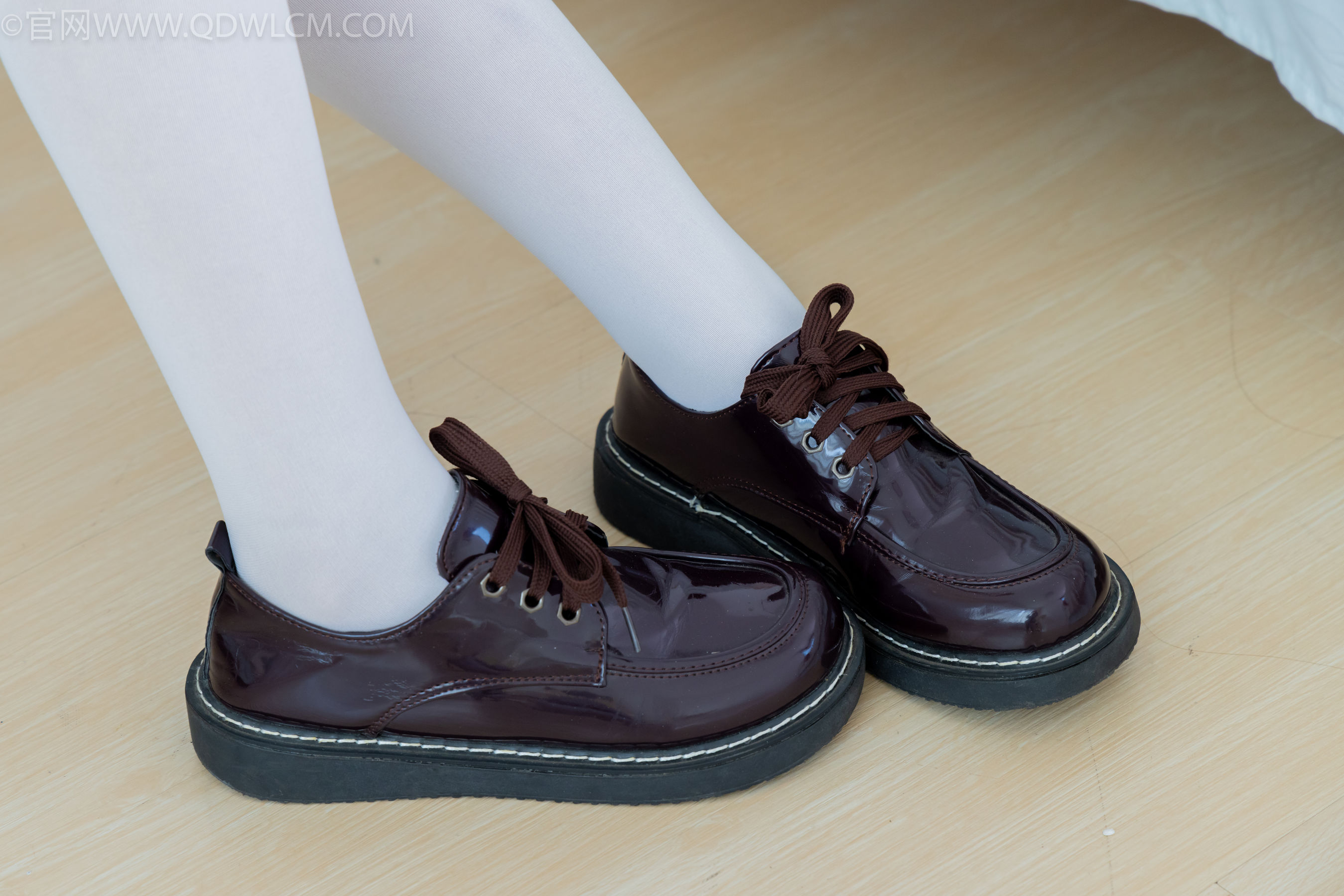 View - 物恋传媒 - Chiness Model  No.2149 小芙 -午后的静谧 - 图库库