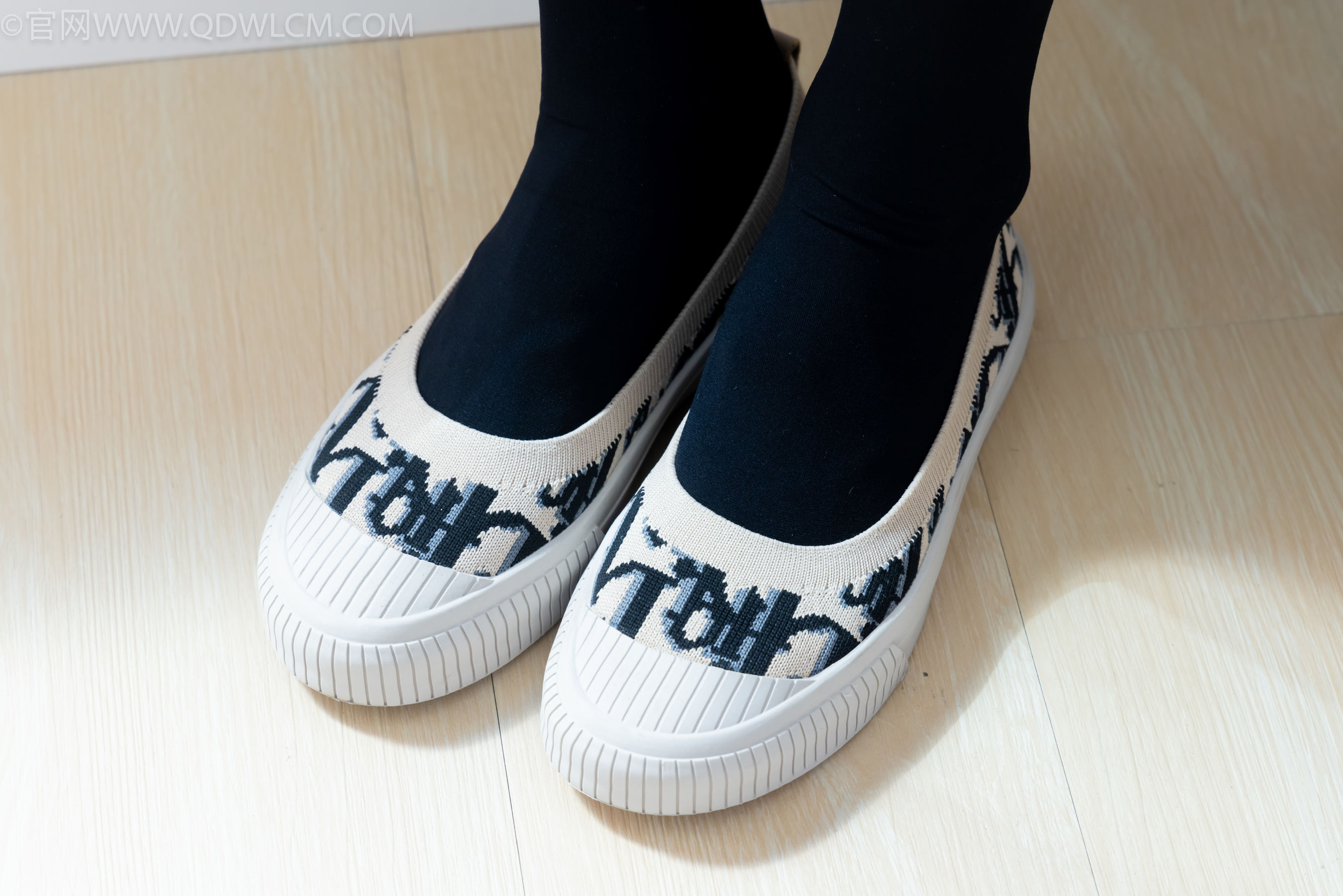 View - 物恋传媒 - Chiness Model  No.2139 茯苓 -夜月 - 图库库