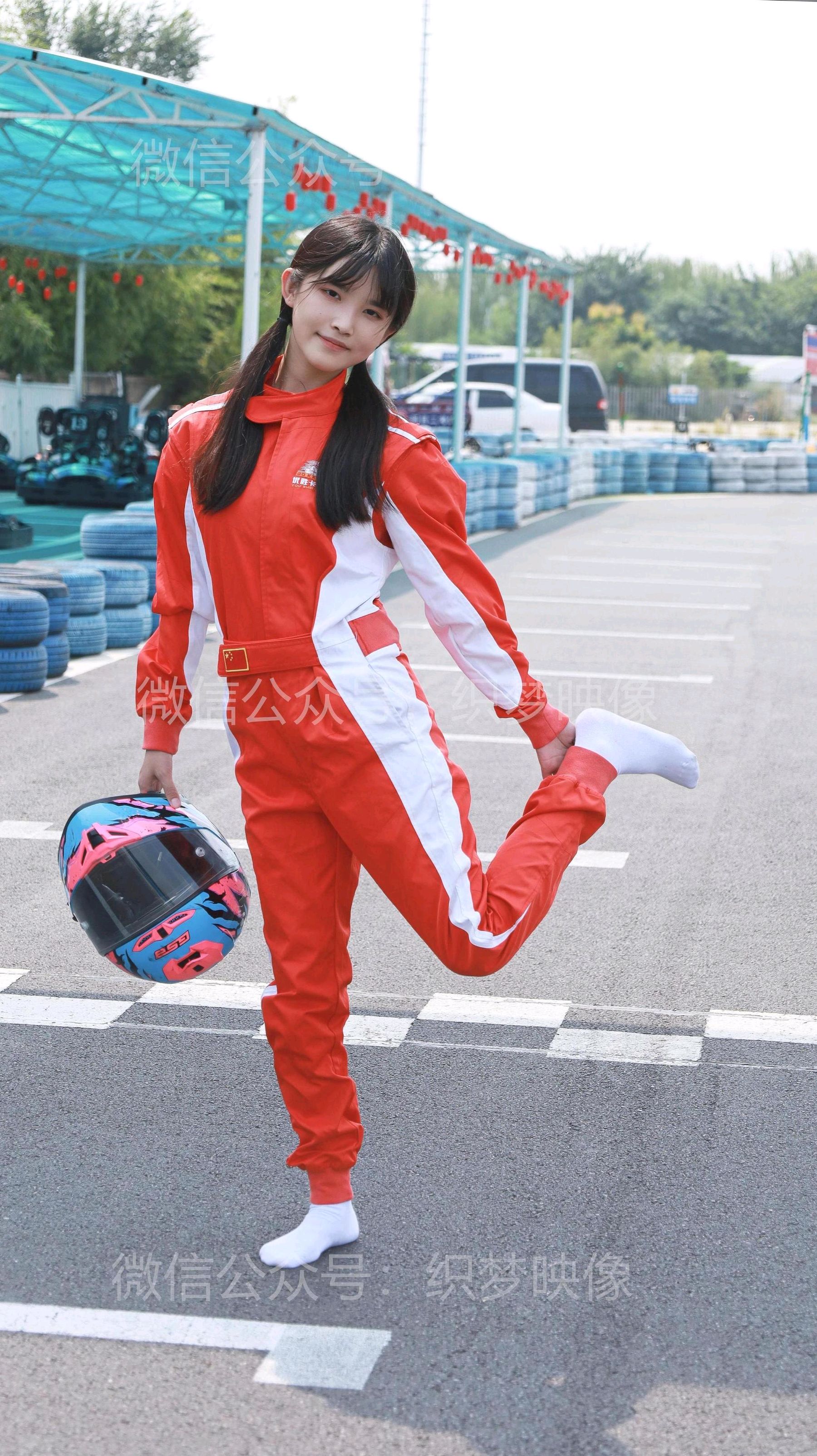 [织梦映像] 寻梦飞车/(288P)