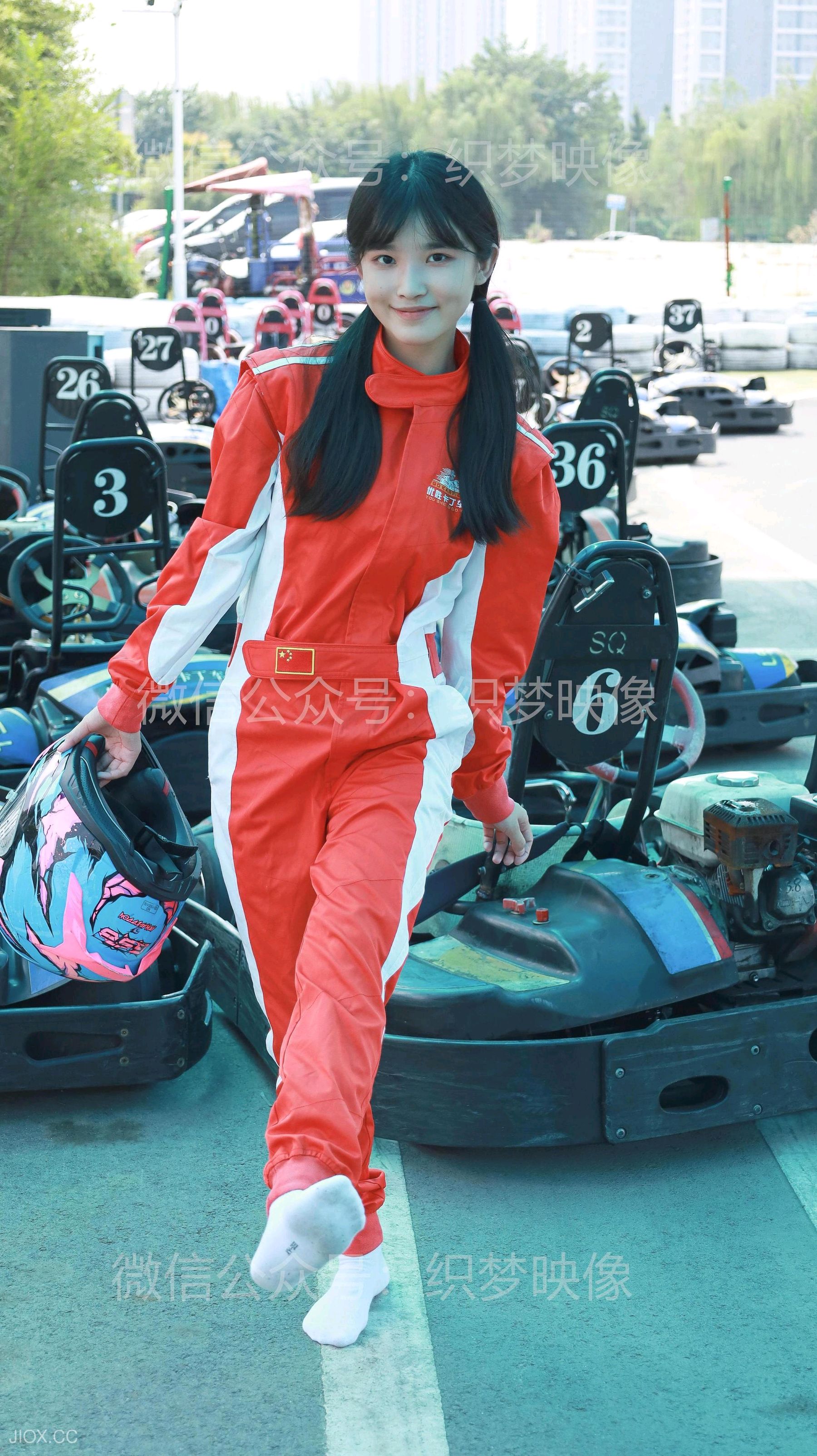 [织梦映像] 寻梦飞车/(288P)