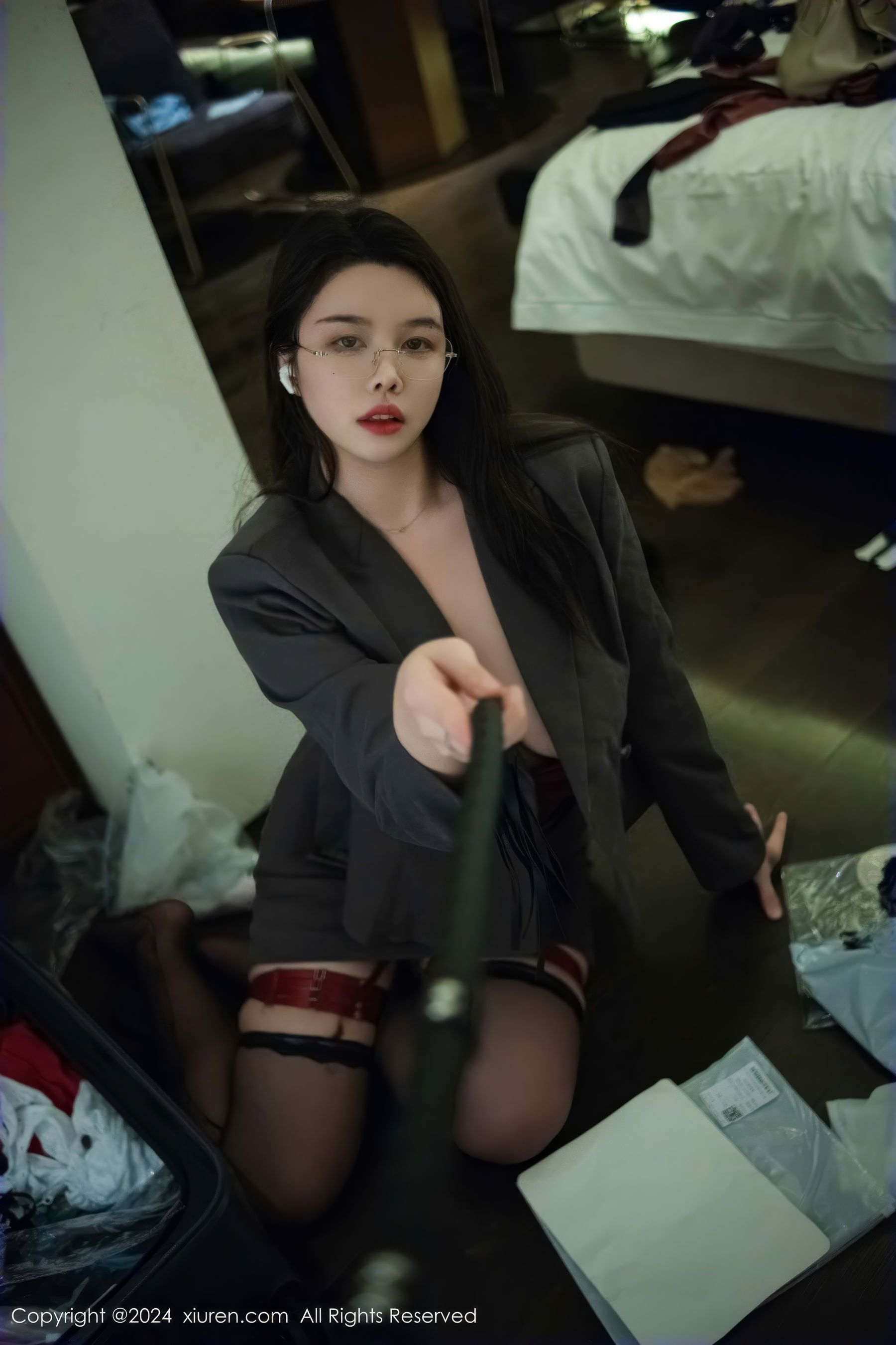 View - [XiuRen] 2024.10.15 No.9287 樱桃小犊子 - 图库库