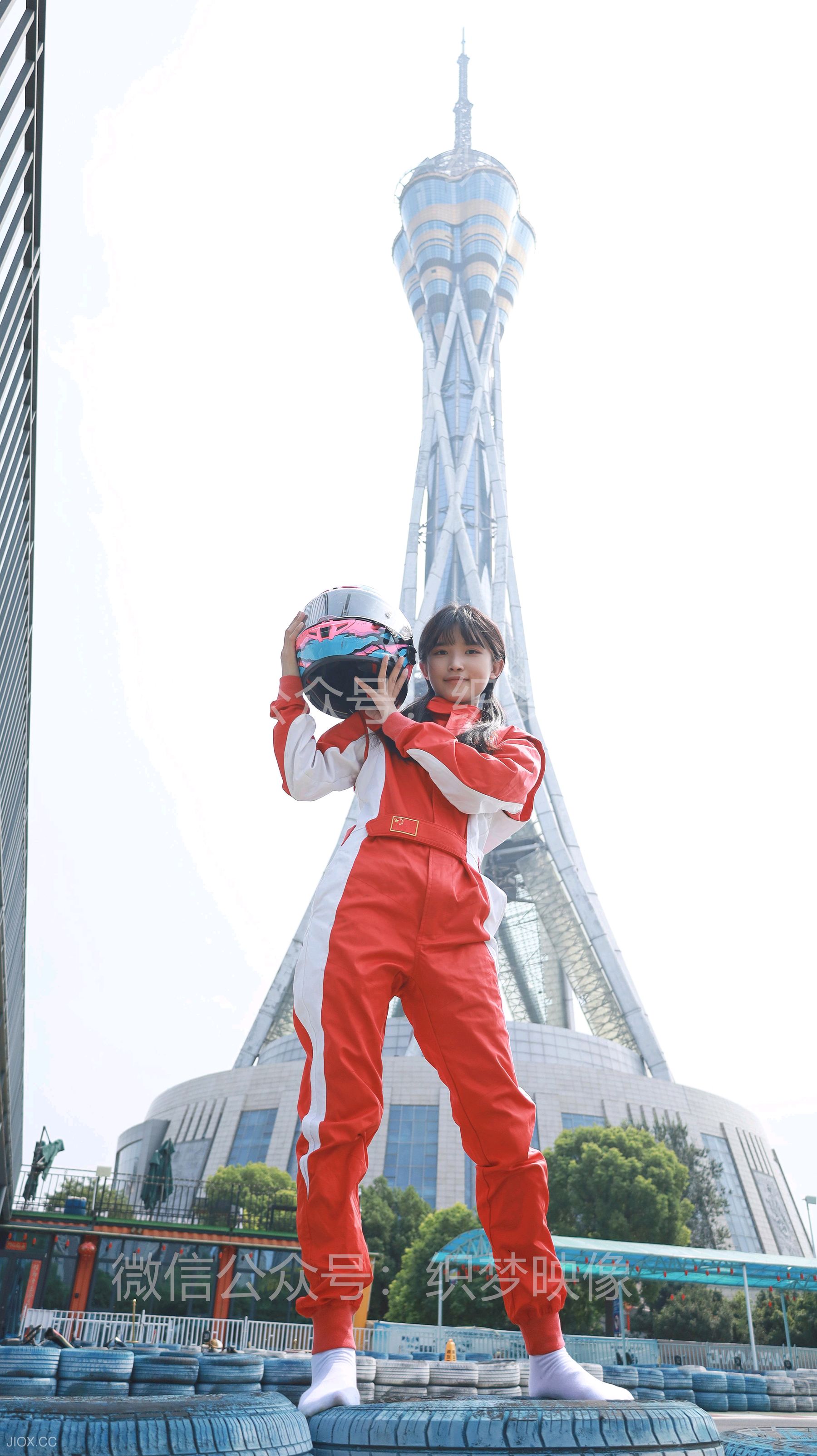 [织梦映像] 寻梦飞车/(288P)