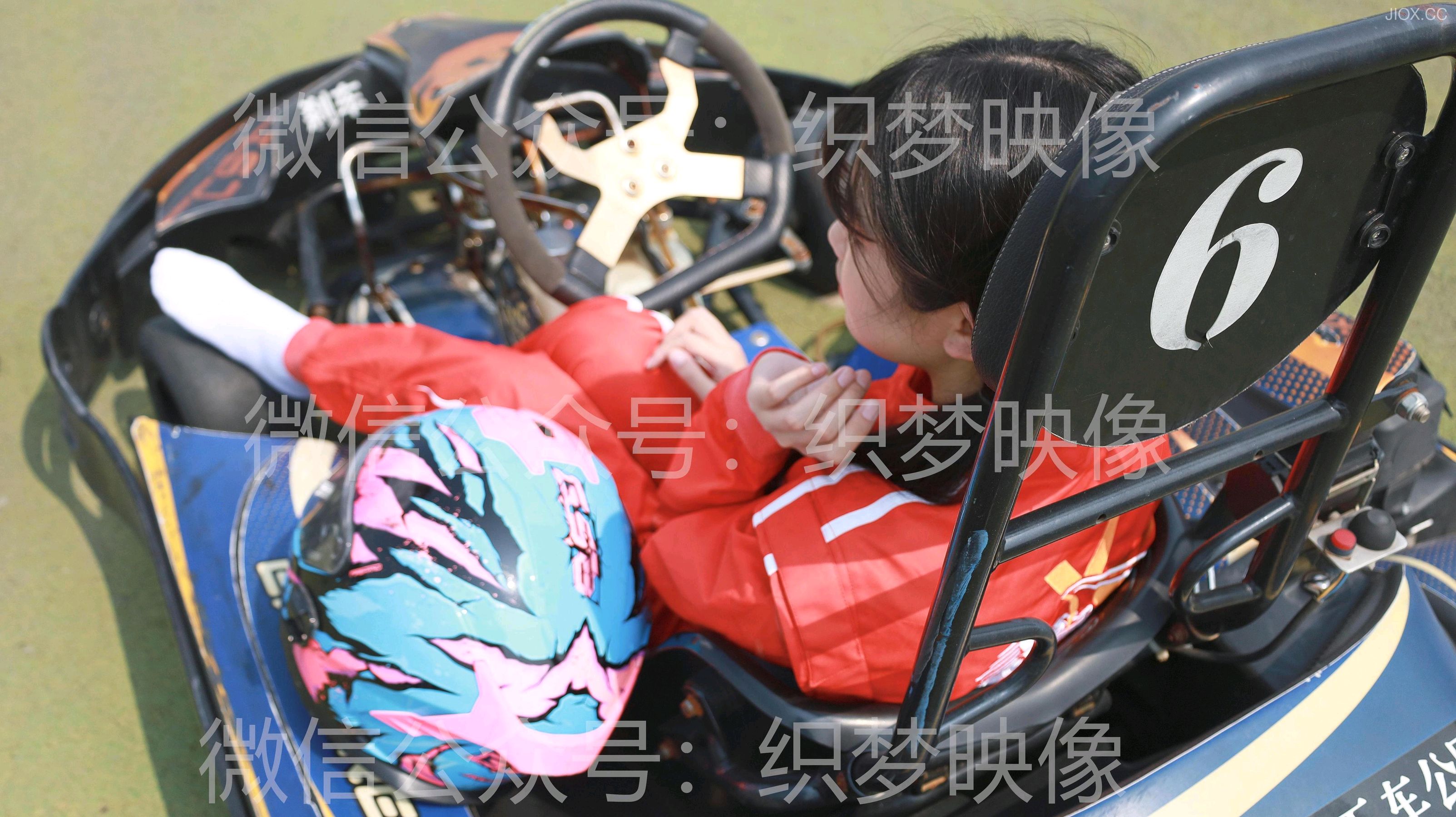 [织梦映像] 寻梦飞车/(288P)