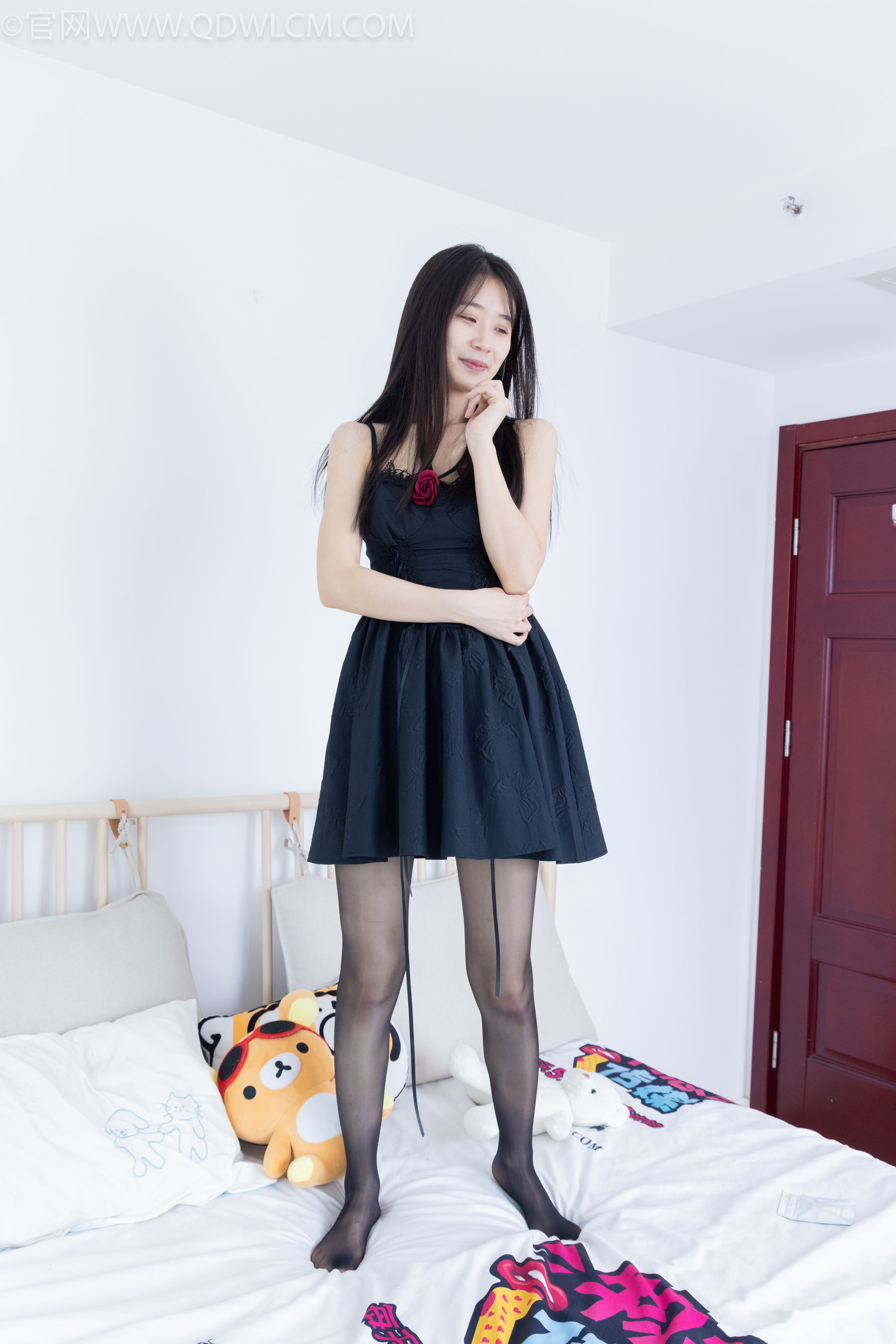 View - 物恋传媒 - Chiness Model  No.2140 菜菜 -恬恬的你 - 图库库