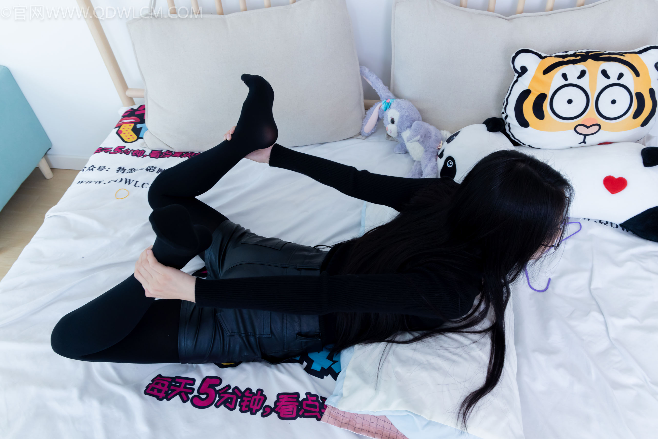 View - 物恋传媒 - Chiness Model  No.2139 茯苓 -夜月 - 图库库