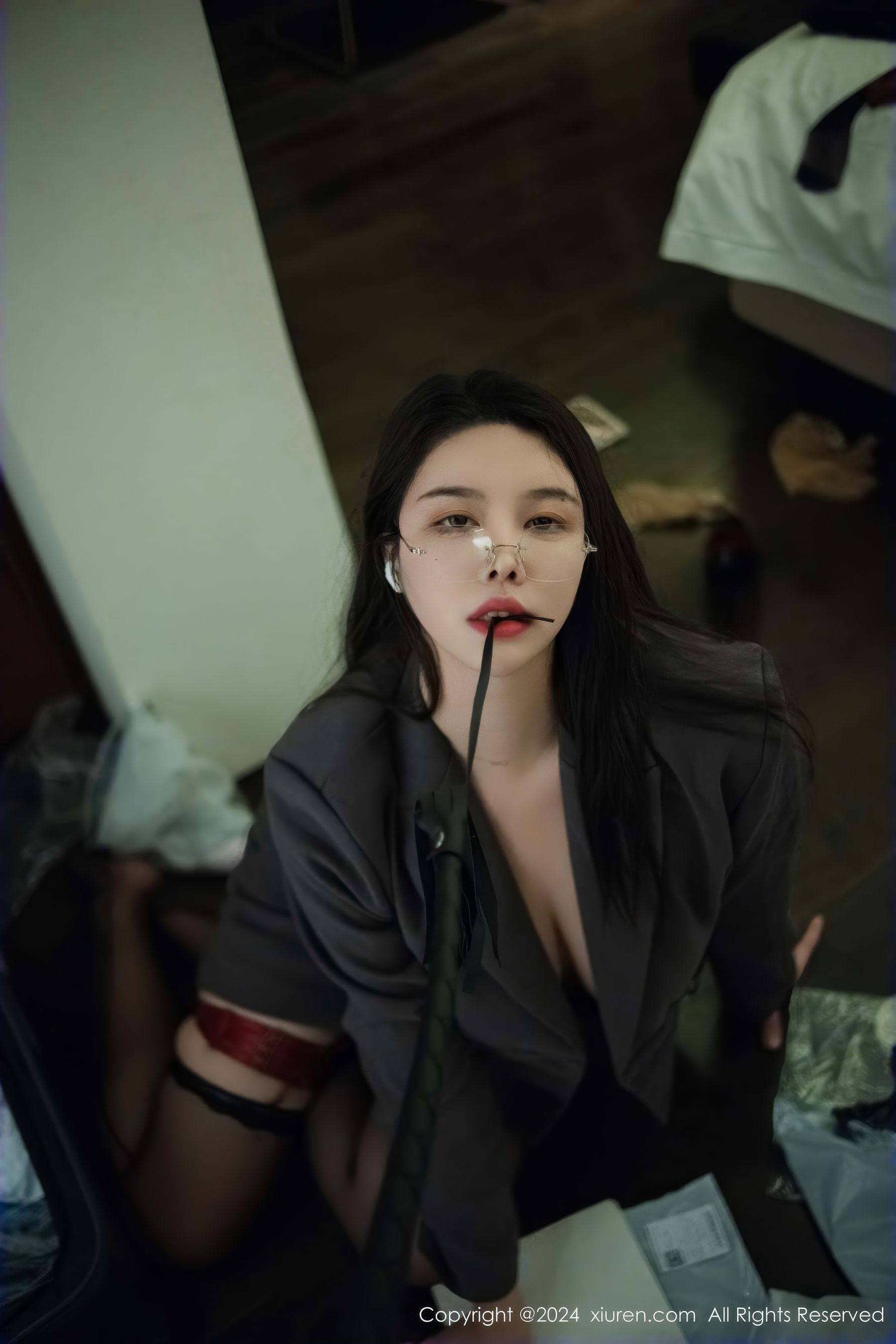 View - [XiuRen] 2024.10.15 No.9287 樱桃小犊子 - 图库库