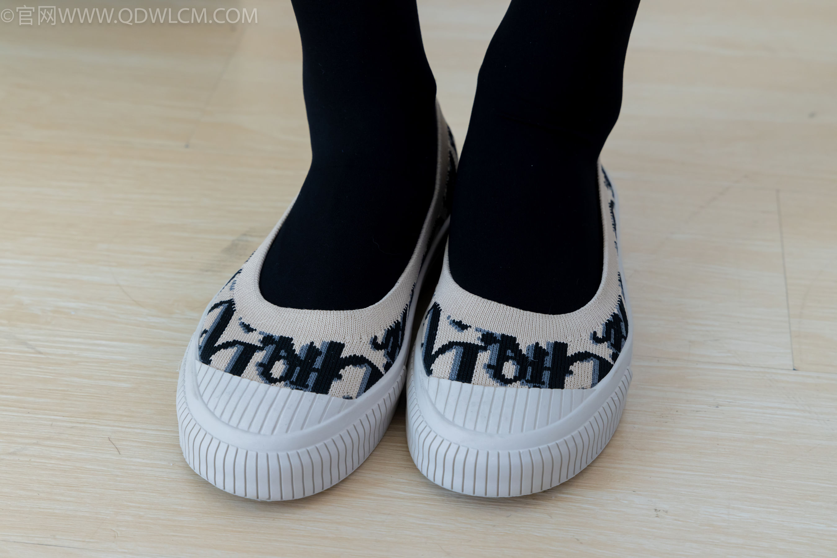 View - 物恋传媒 - Chiness Model  No.2139 茯苓 -夜月 - 图库库