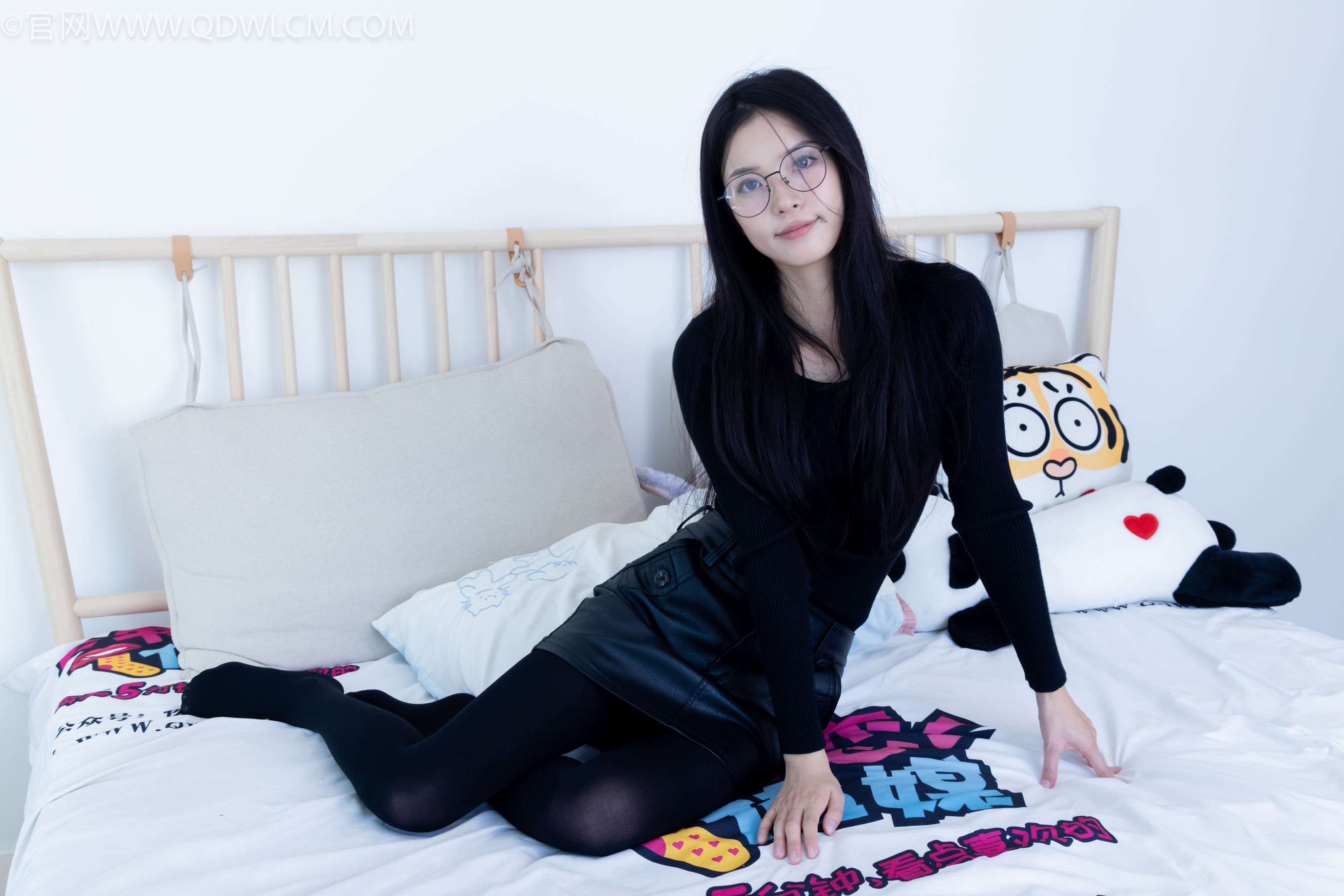 View - 物恋传媒 - Chiness Model  No.2139 茯苓 -夜月 - 图库库