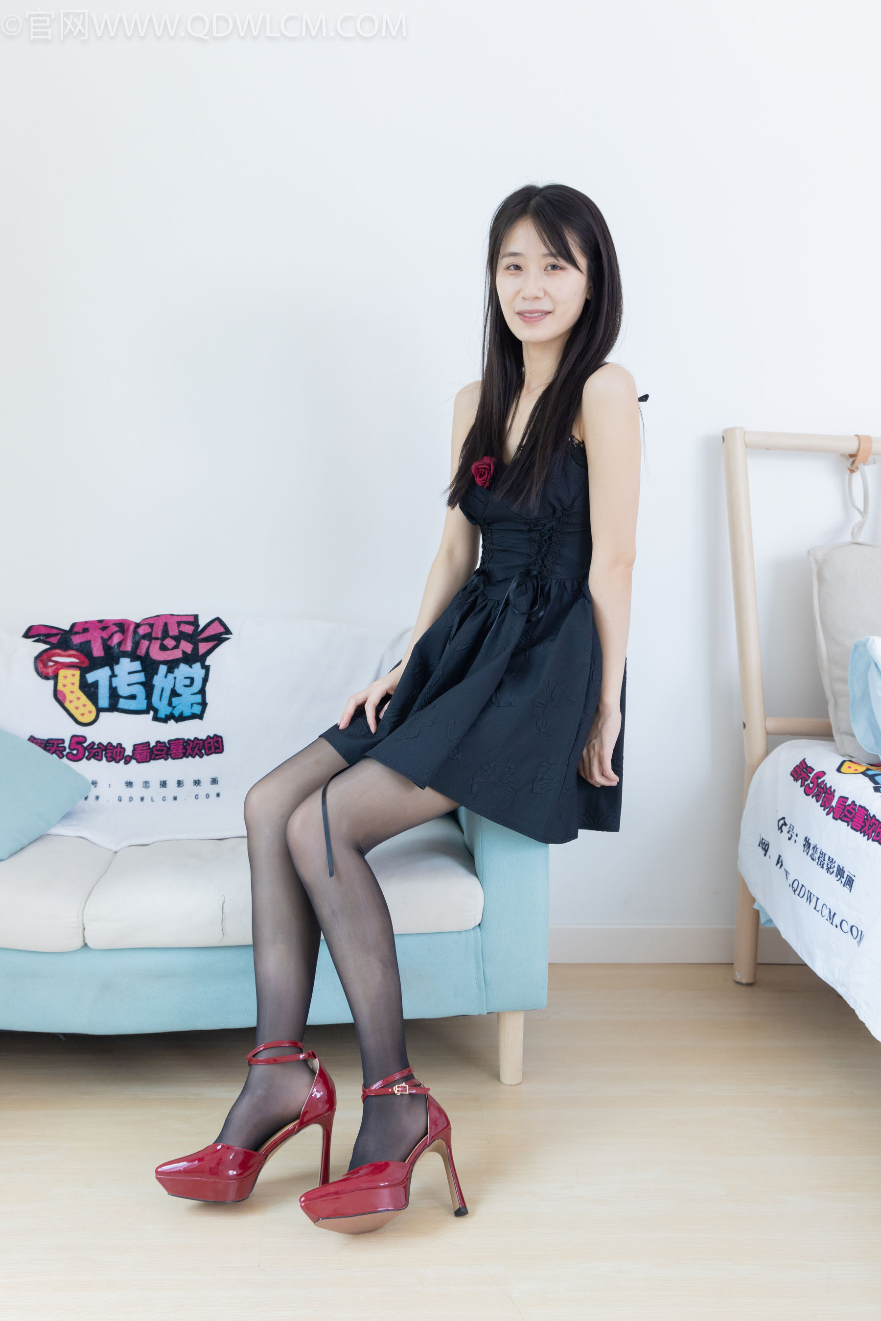 View - 物恋传媒 - Chiness Model  No.2140 菜菜 -恬恬的你 - 图库库