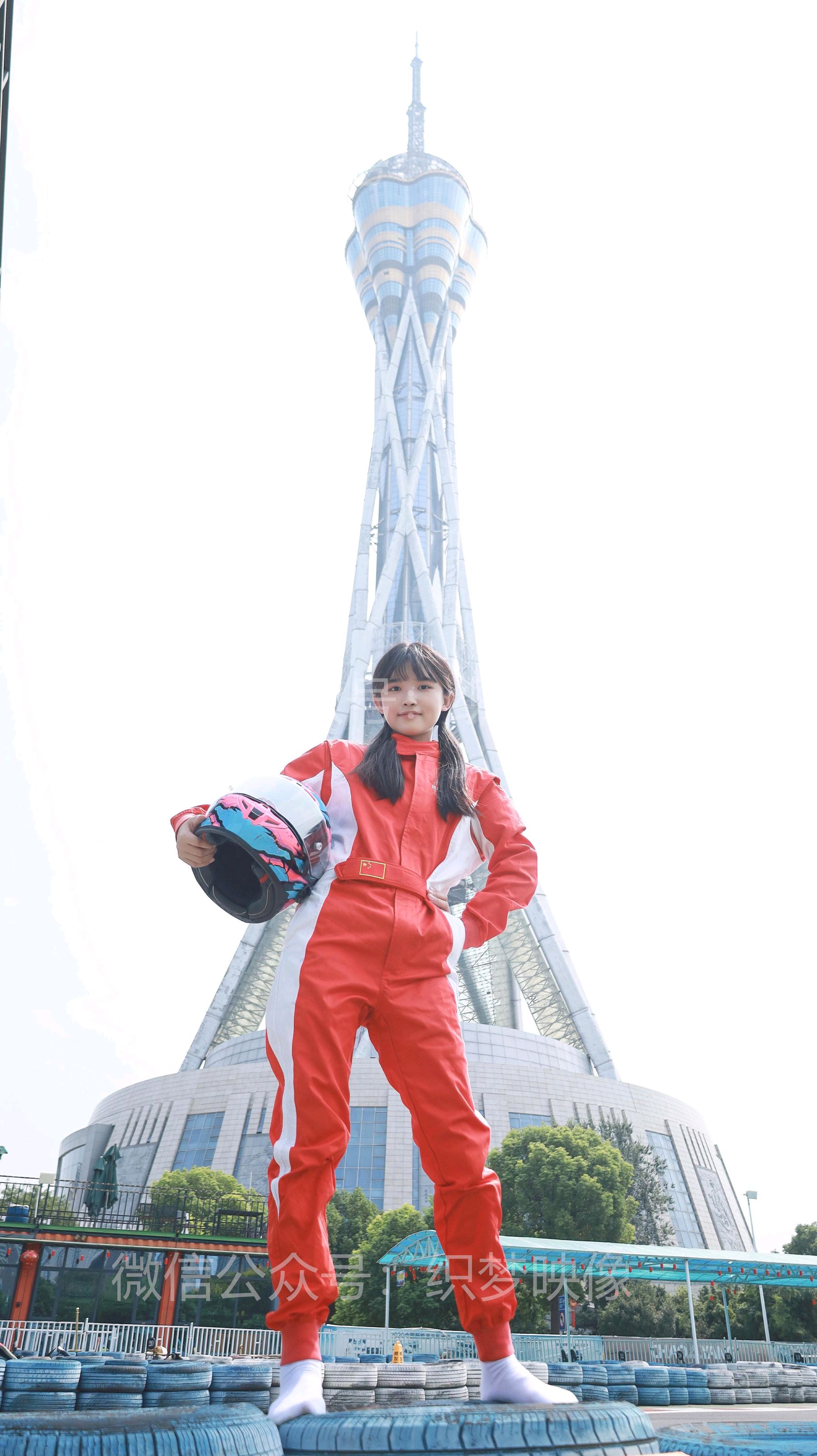 [织梦映像] 寻梦飞车/(288P)