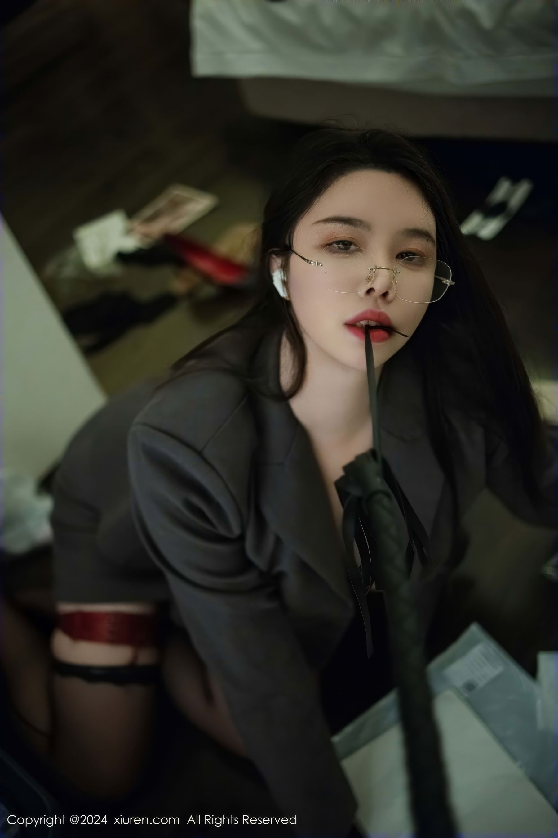 View - [XiuRen] 2024.10.15 No.9287 樱桃小犊子 - 图库库