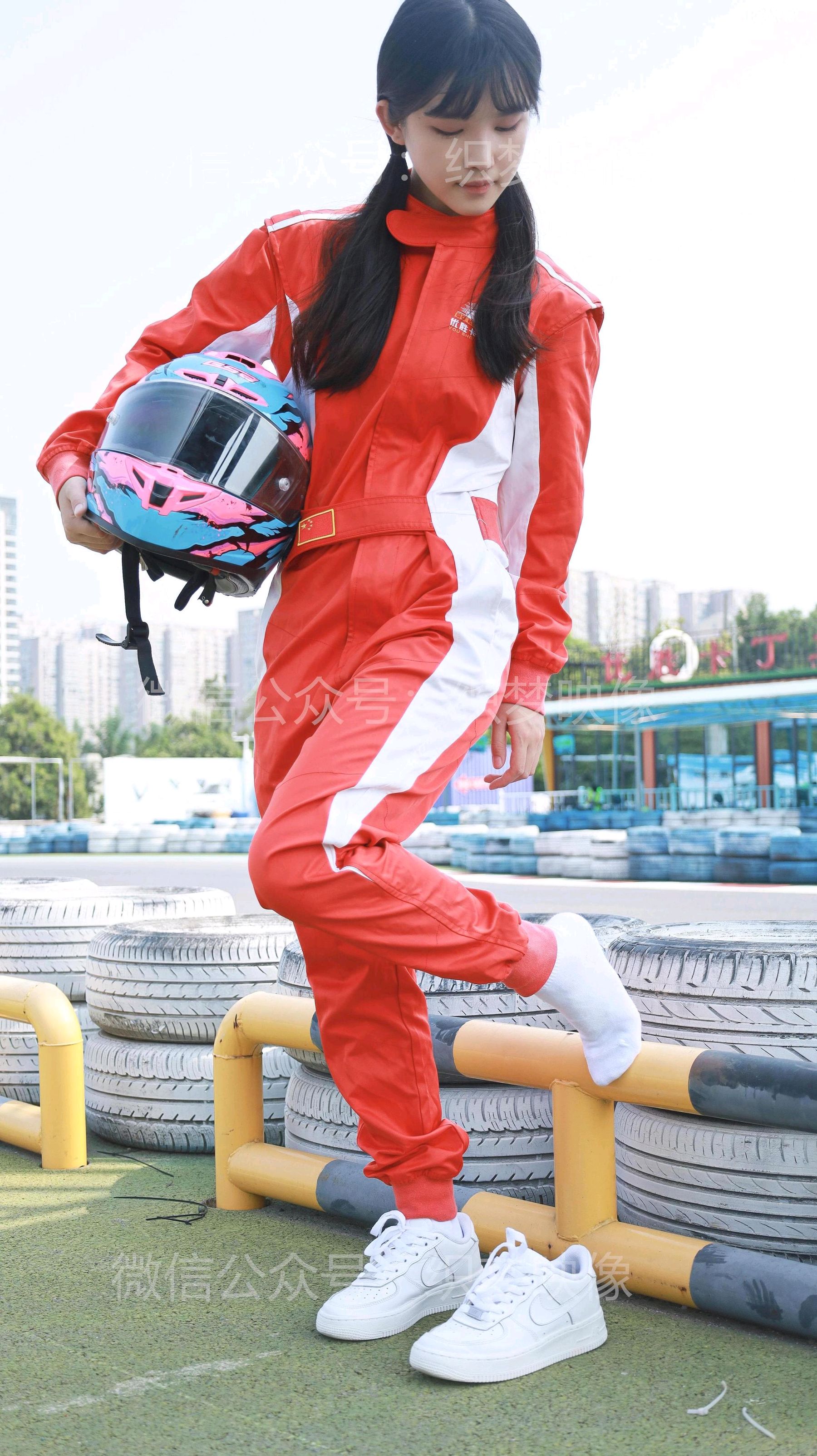 [织梦映像] 寻梦飞车/(288P)