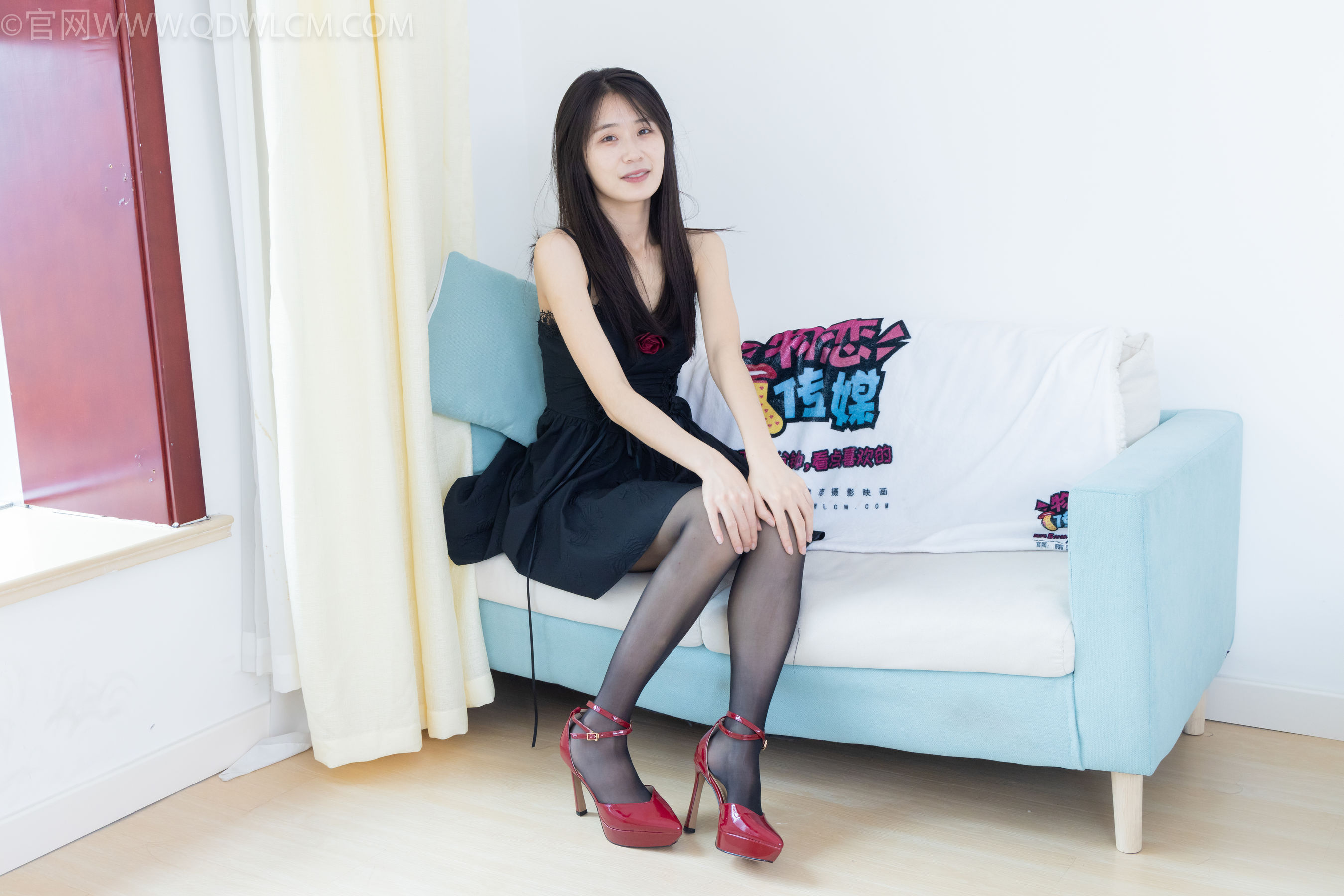 View - 物恋传媒 - Chiness Model  No.2140 菜菜 -恬恬的你 - 图库库