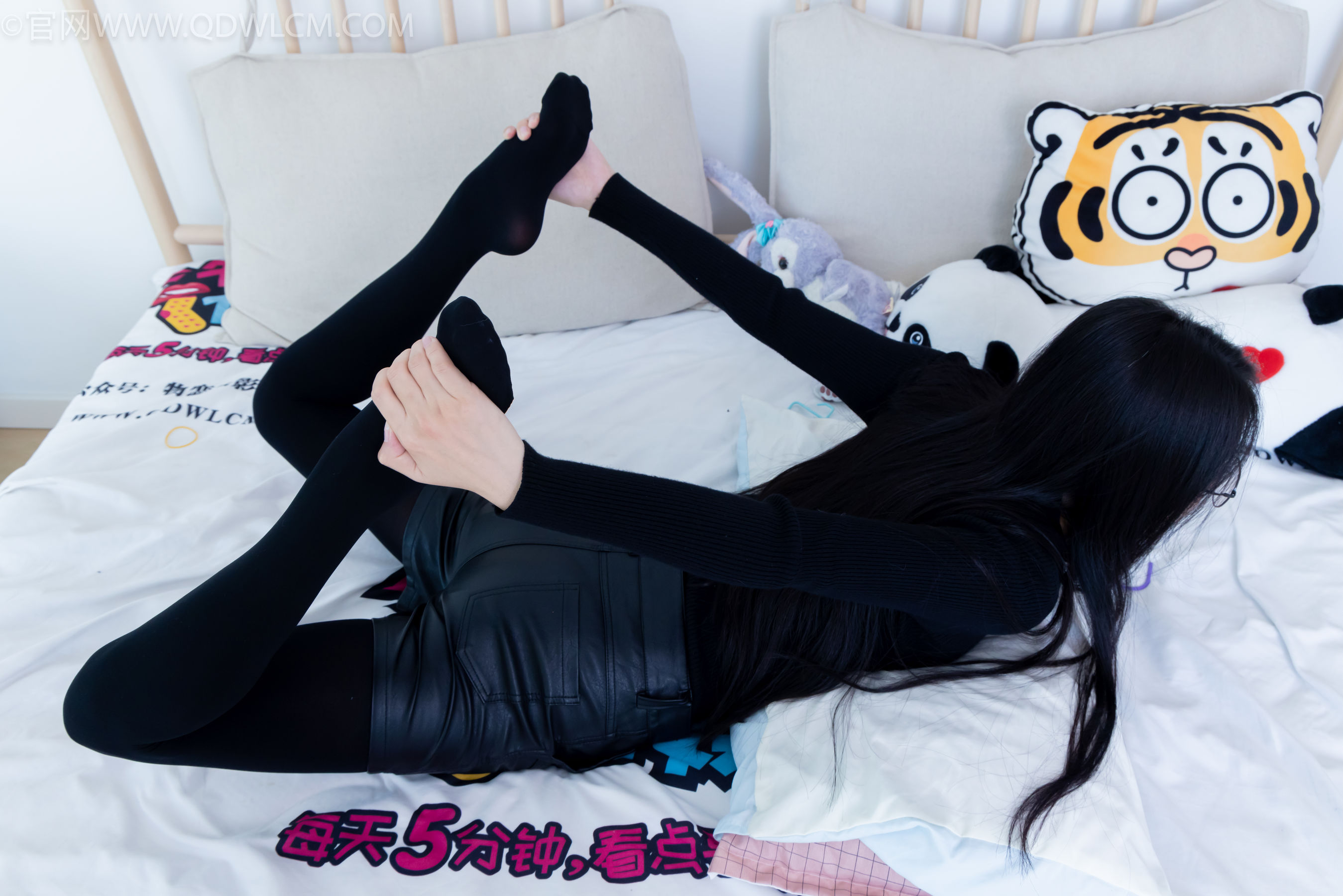 View - 物恋传媒 - Chiness Model  No.2139 茯苓 -夜月 - 图库库