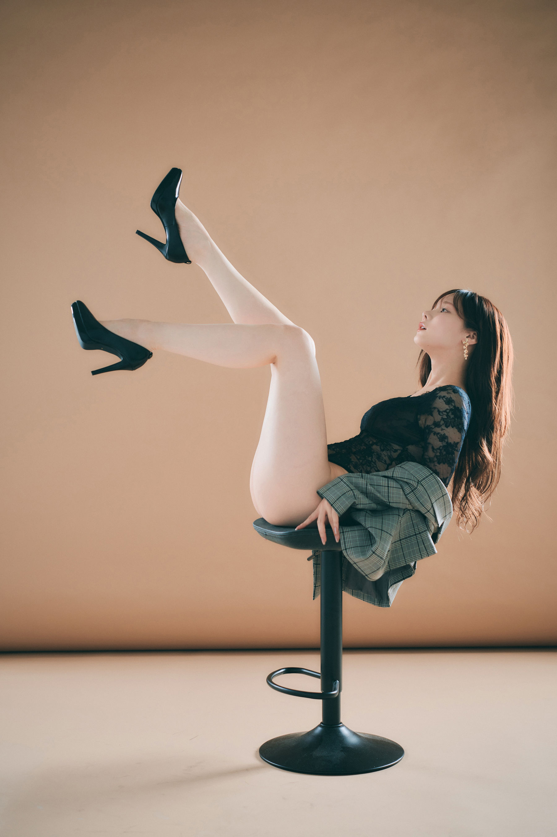 日本甜美COSERけんけん - BLACK LADY/(52P)