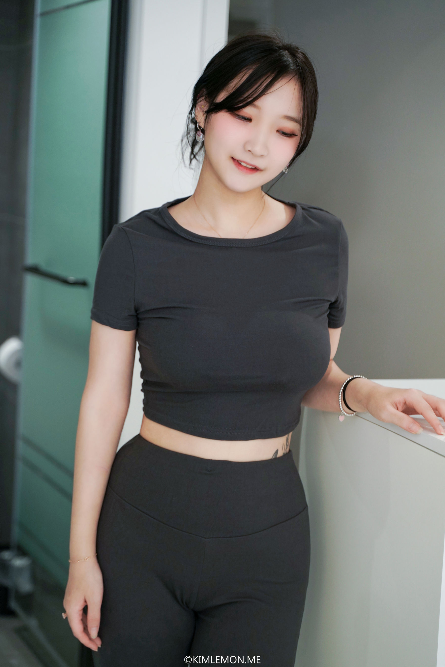 [KIMLEMON] YUJIN - Vol.01/(76P)