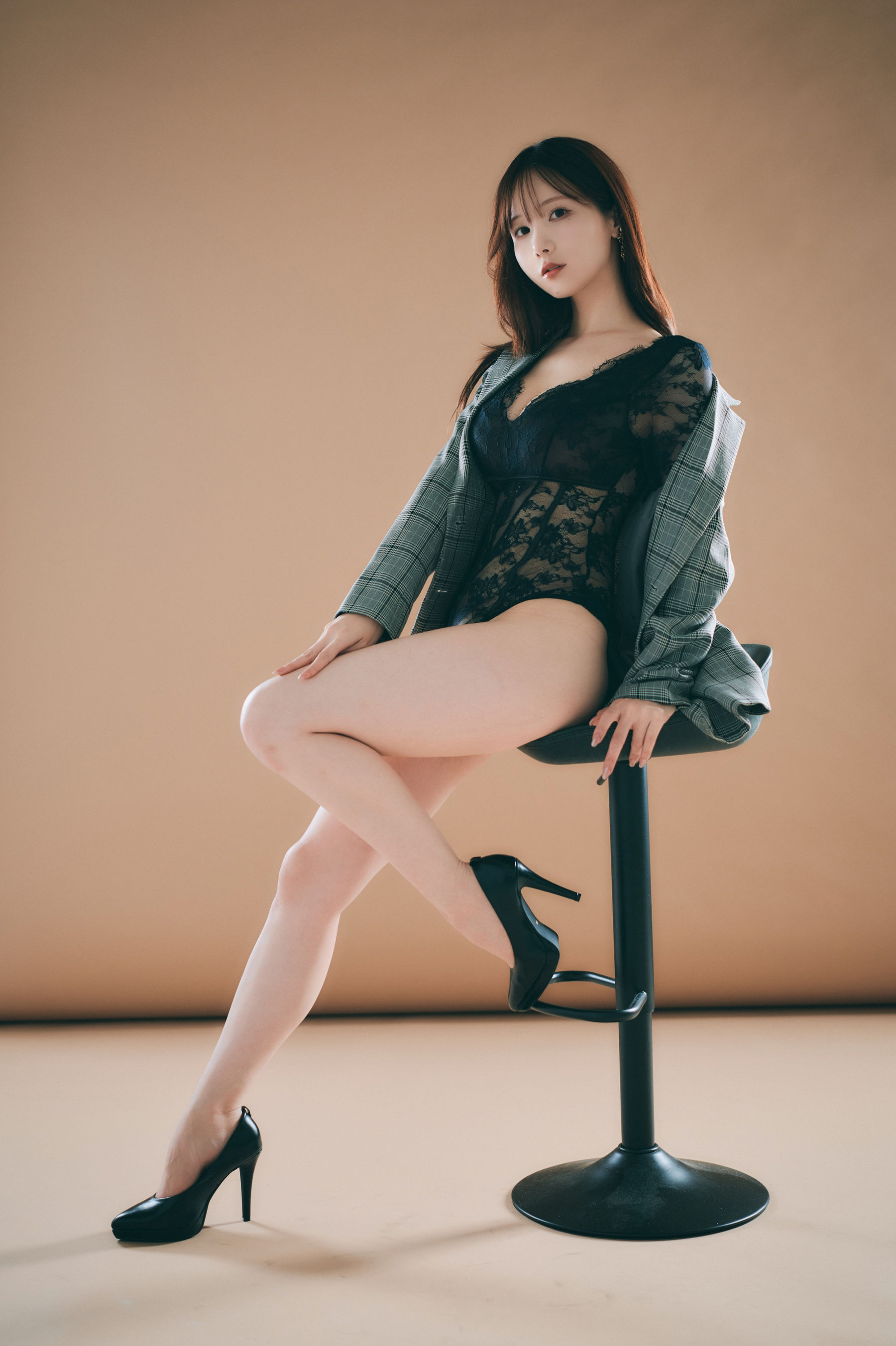 日本甜美COSERけんけん - BLACK LADY/(52P)