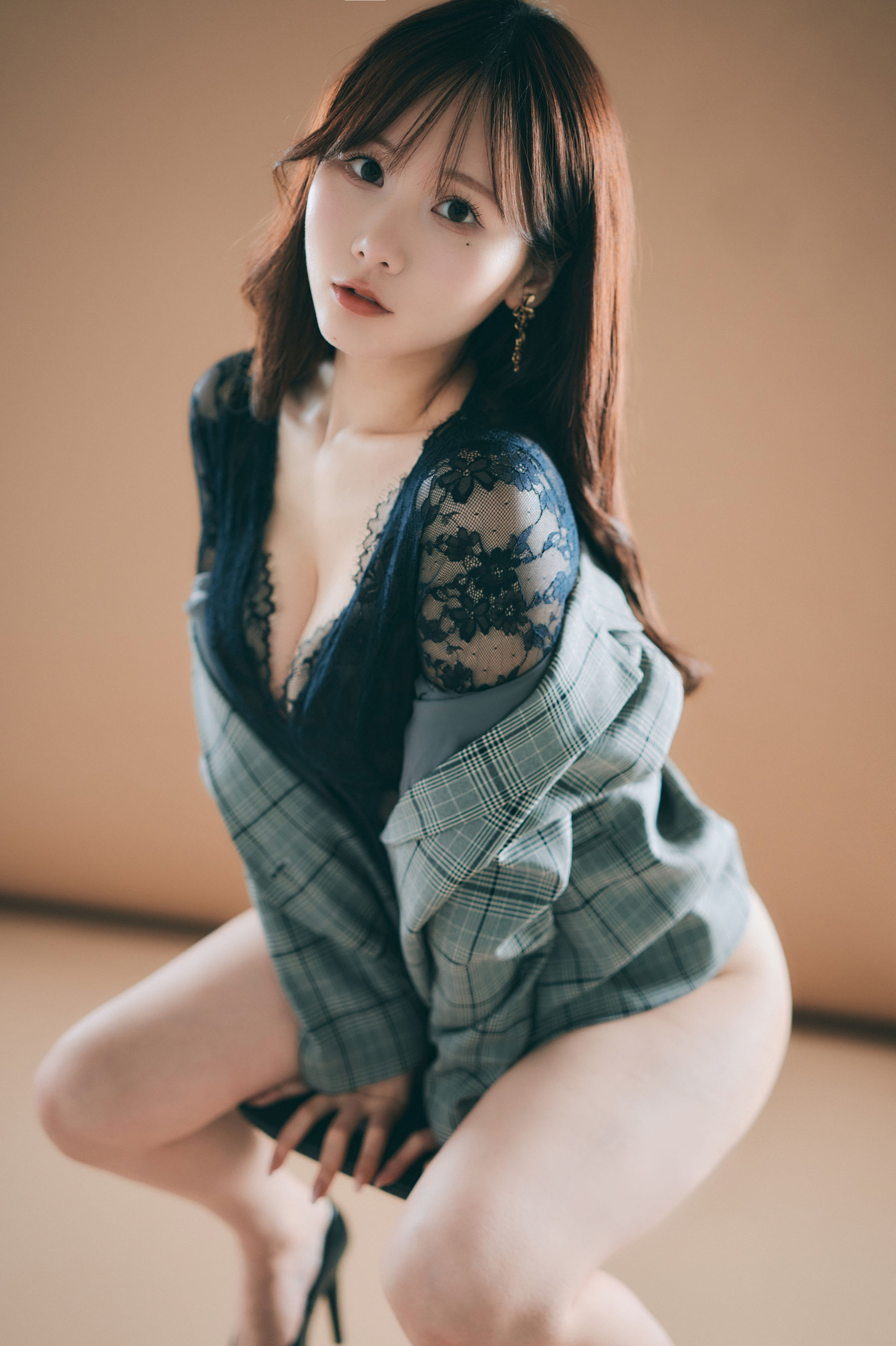 日本甜美COSERけんけん - BLACK LADY/(52P)