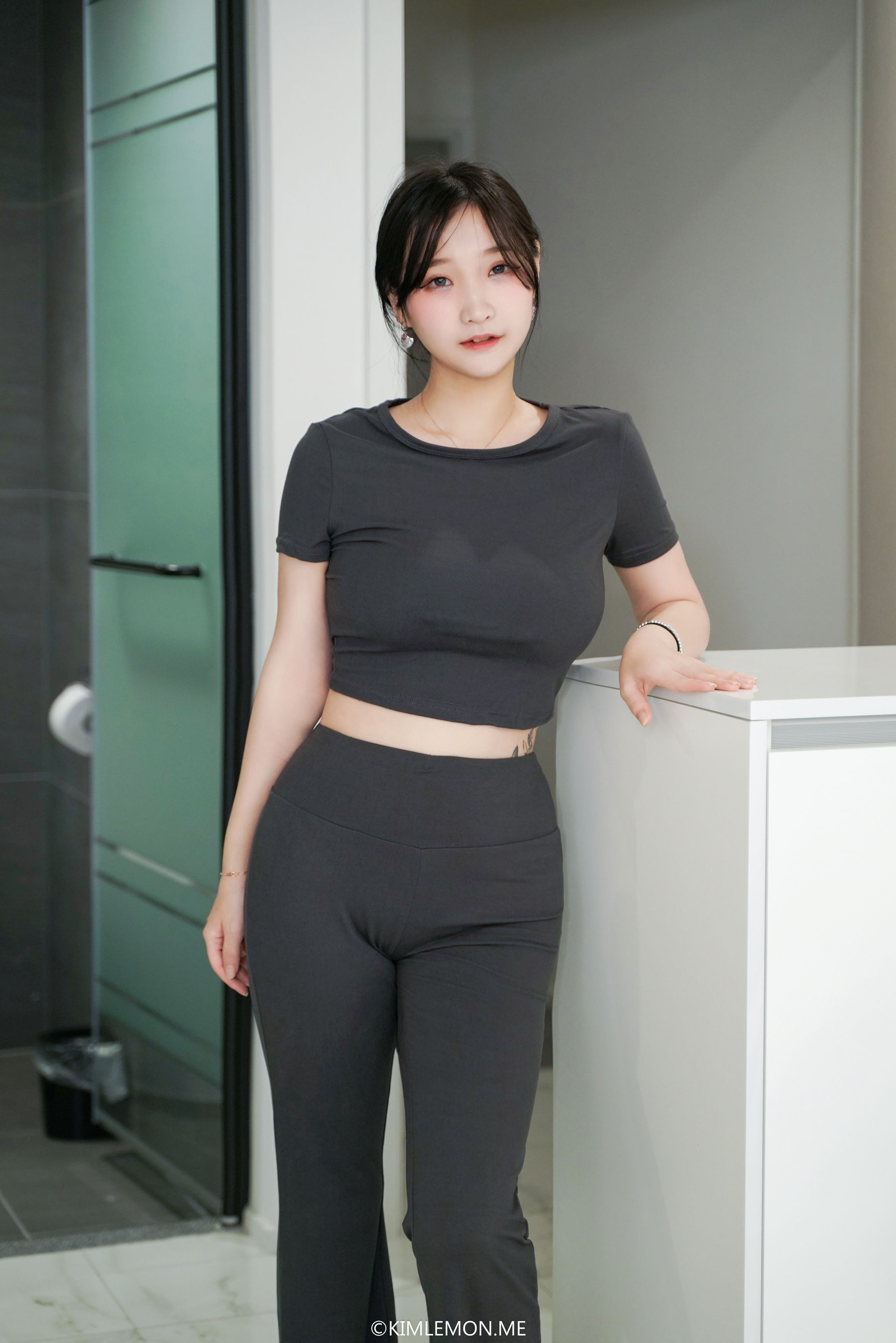 [KIMLEMON] YUJIN - Vol.01/(76P)