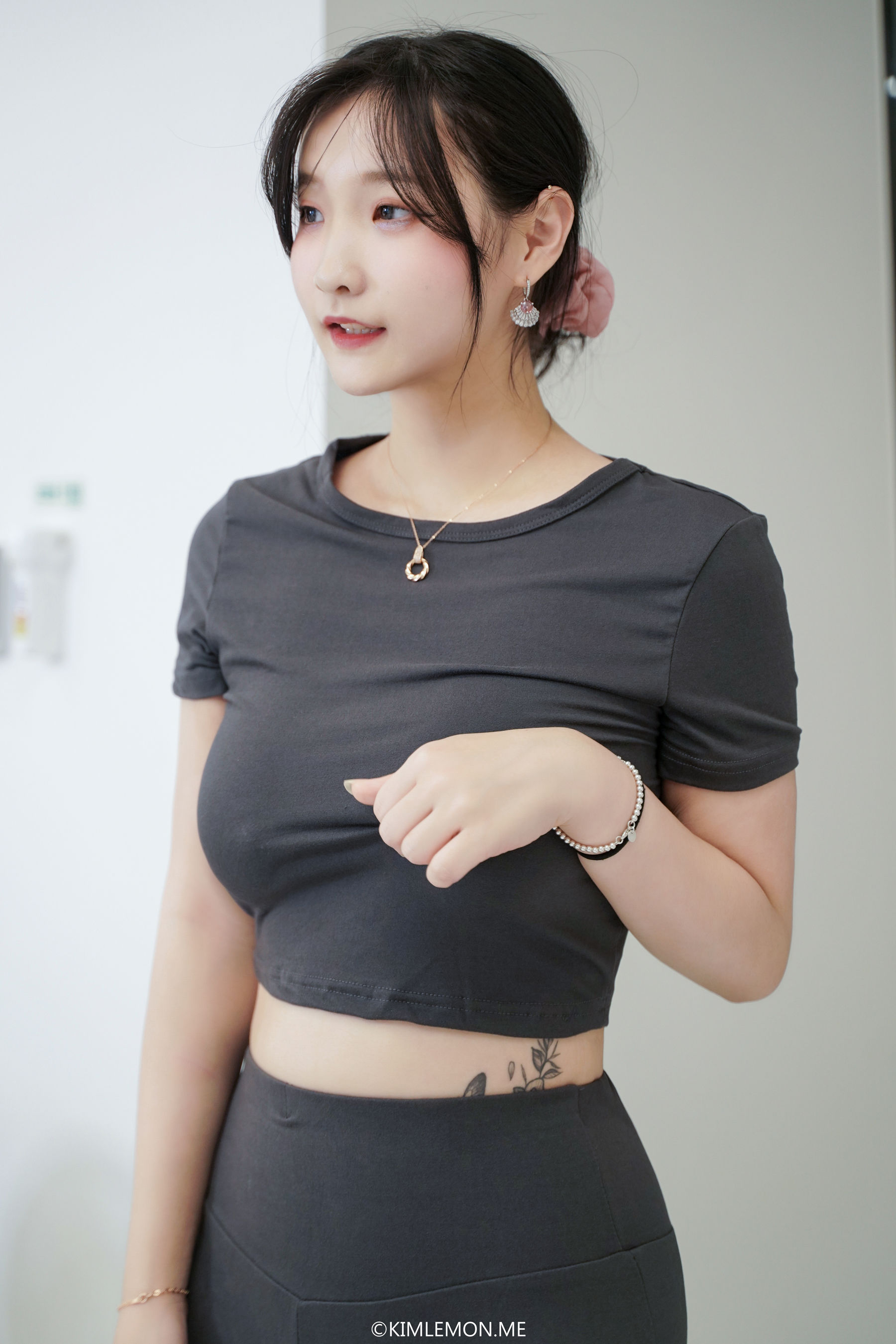 [KIMLEMON] YUJIN - Vol.01/(76P)