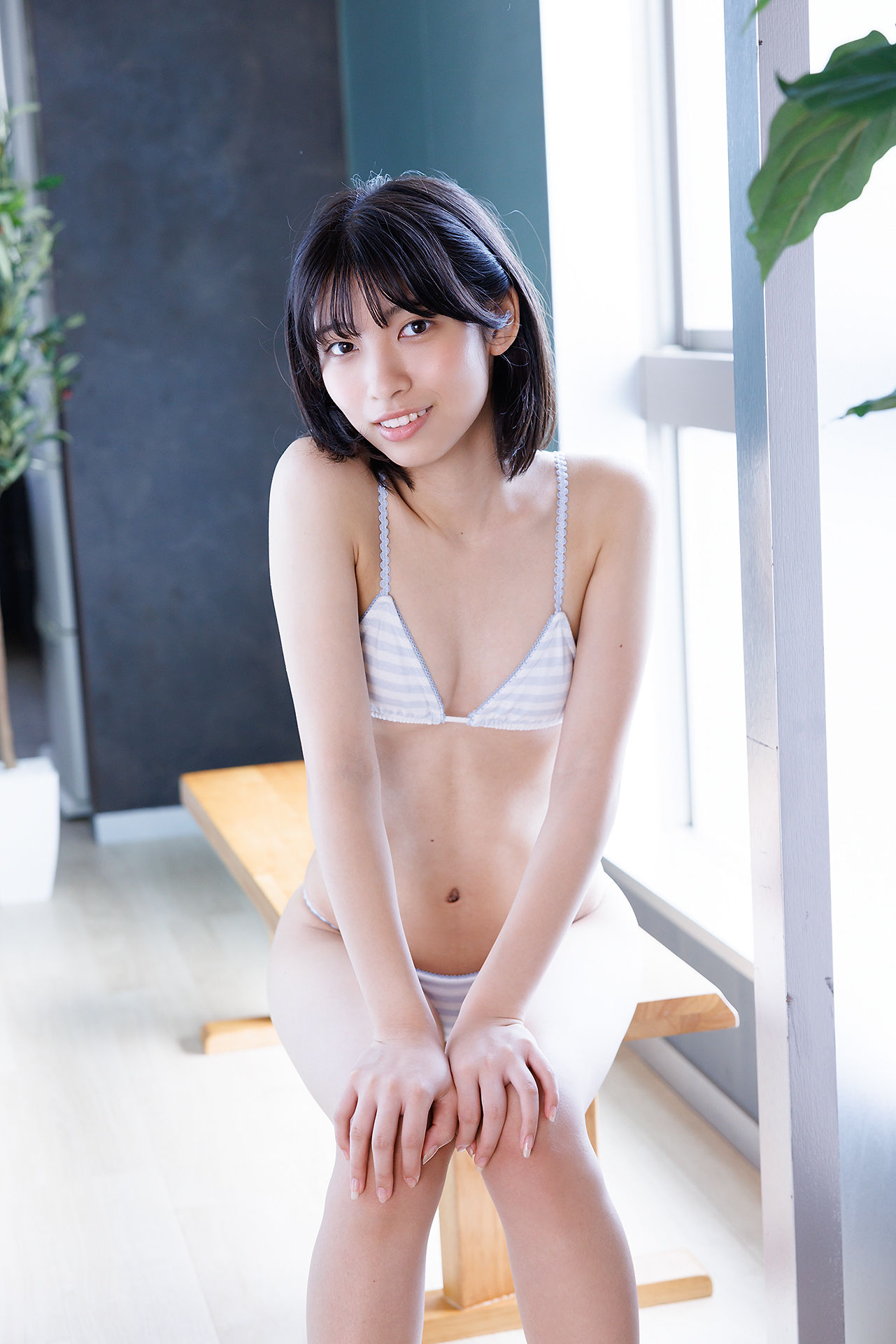 [Minisuka.tv] Akane Nishikawa 西川茜 - Regular Gallery Set 8.02/(31P)