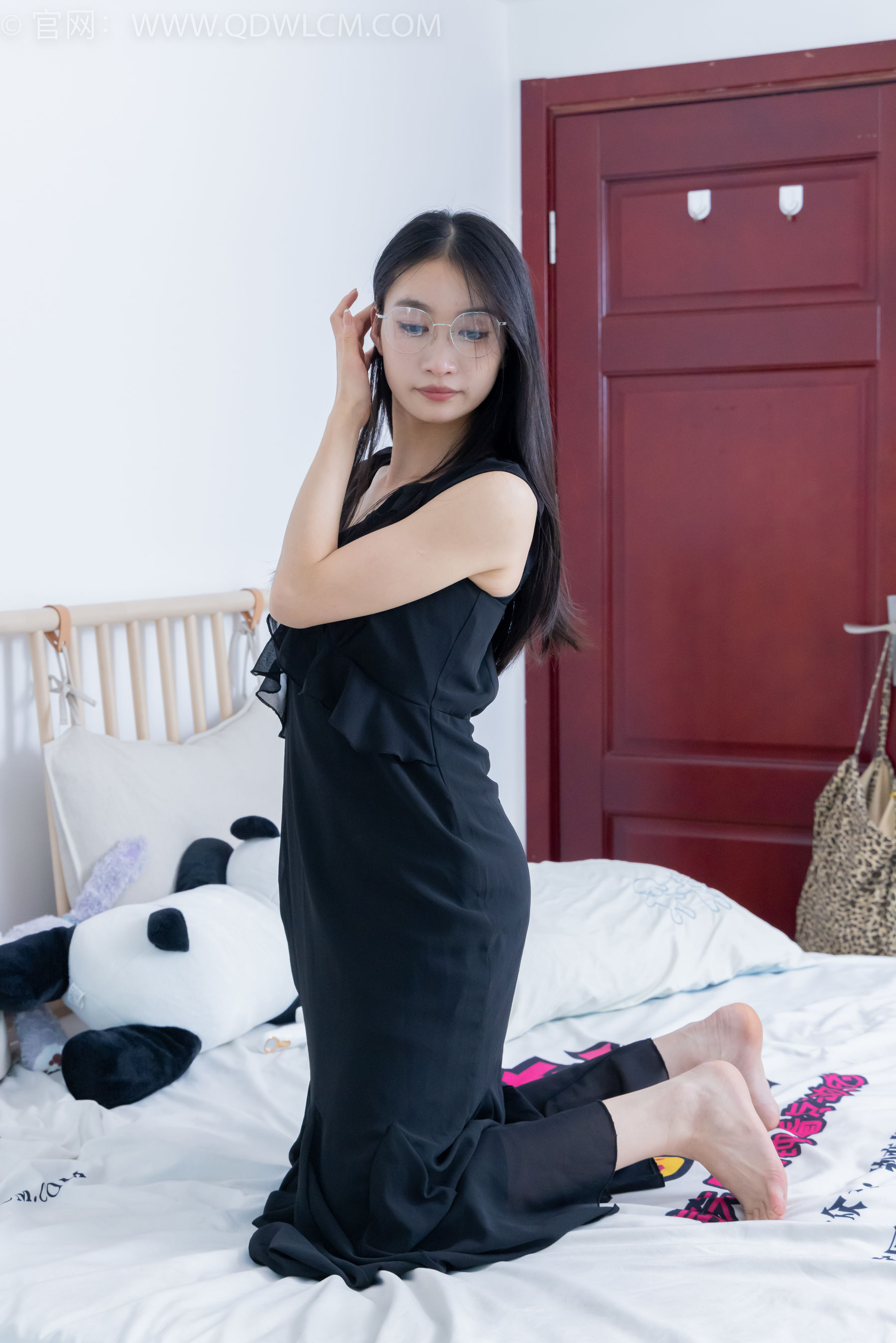 物恋传媒 No.2215 小影 - 躲进月色/(150P)