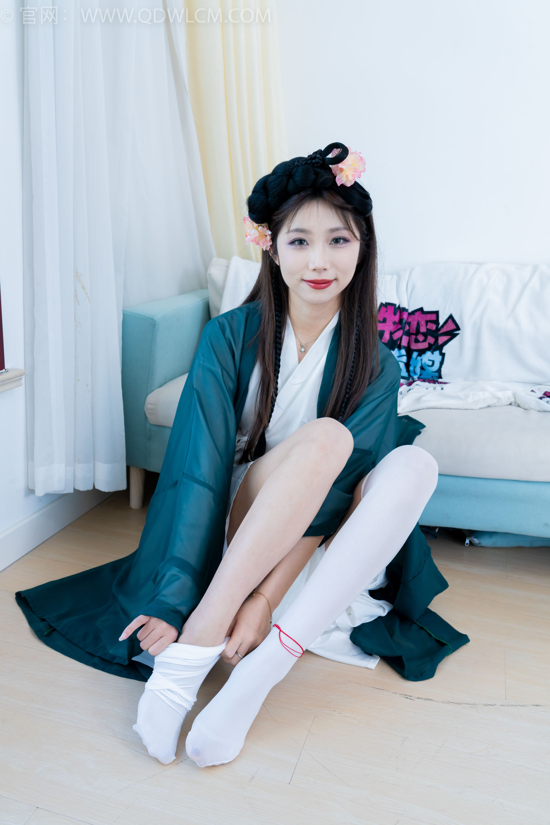 物恋传媒 No.2212 泡泡 - 一滴泪/(200P)