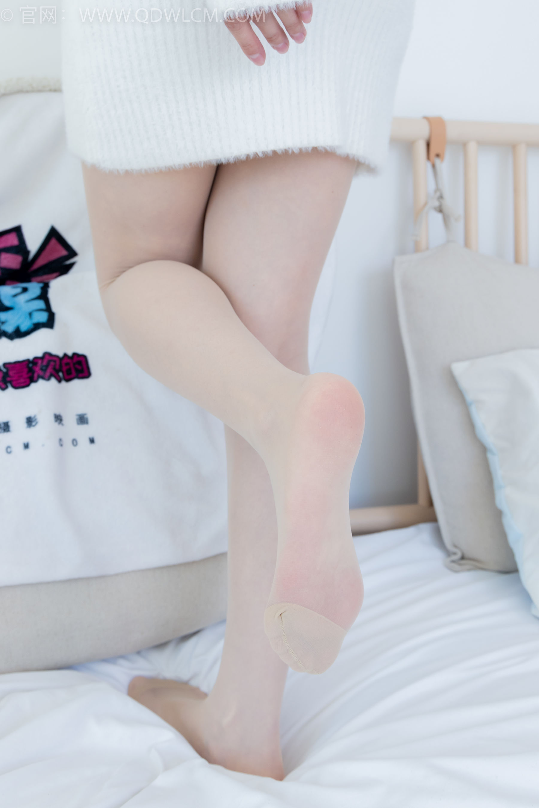 物恋传媒 No.2214 铃铛 - 发如雪/(150P)