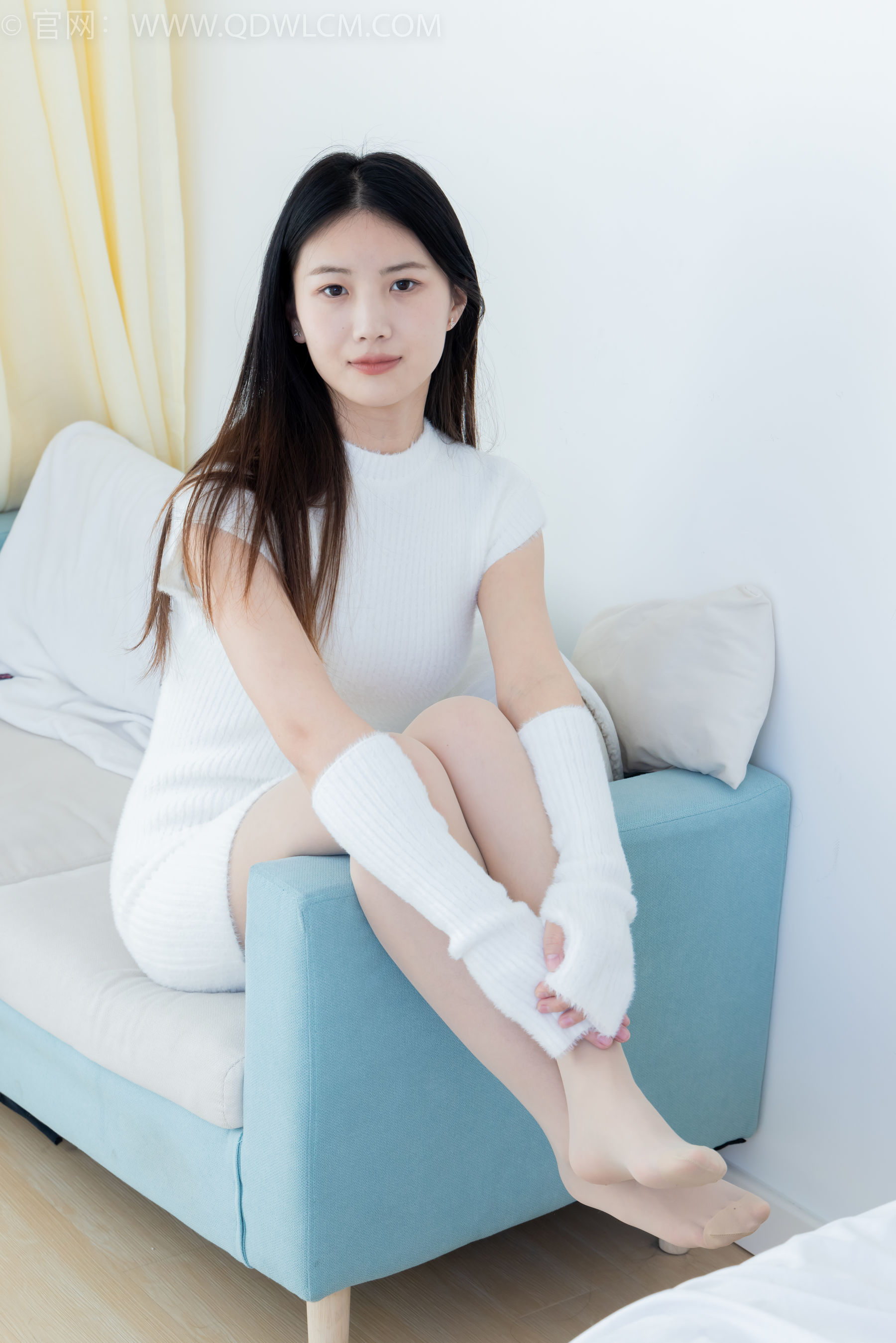 物恋传媒 No.2214 铃铛 - 发如雪/(150P)