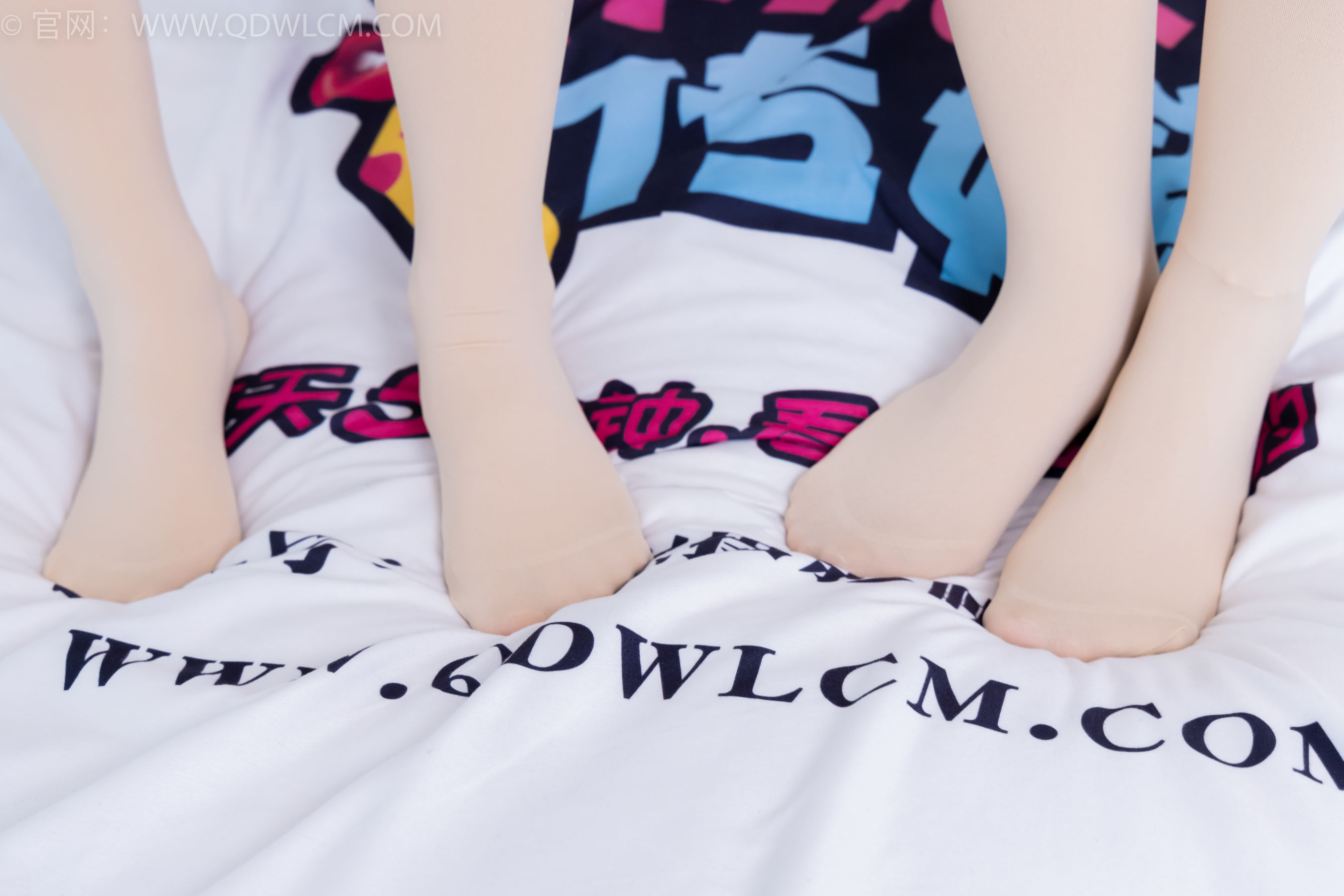 物恋传媒 No.2210 菜菜&岚岚 - 要你的温柔/(200P)